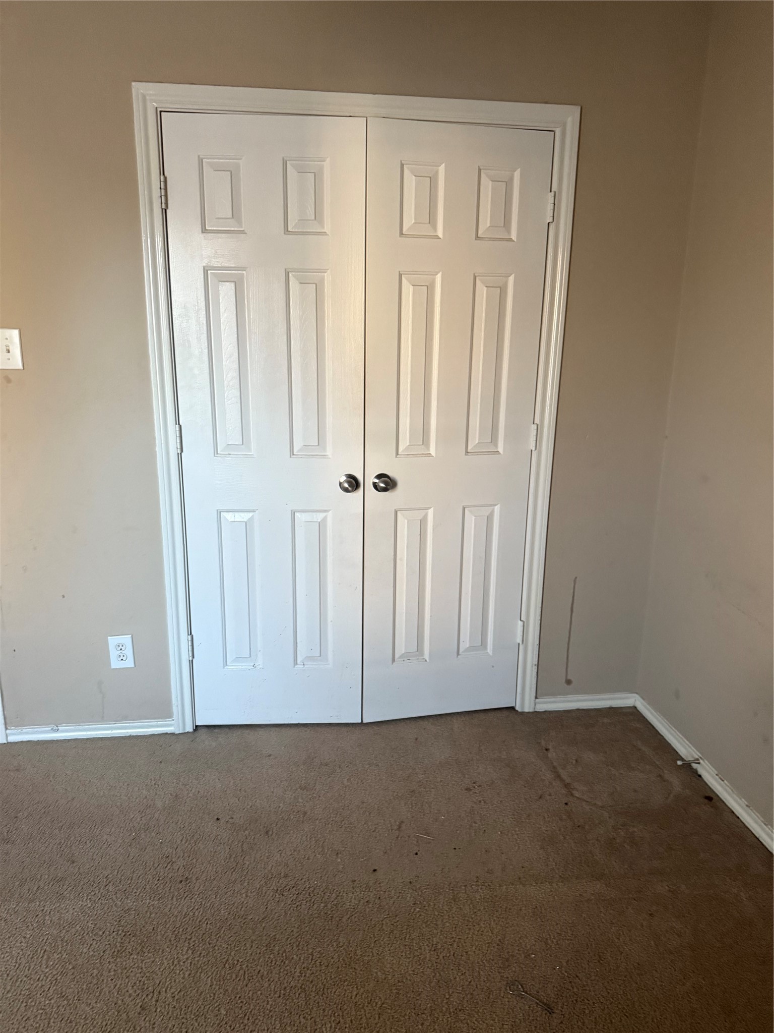 Secondary bedroom