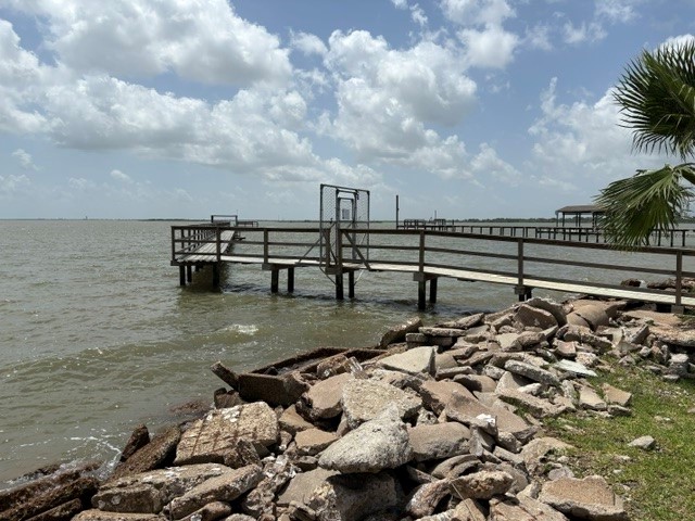 2406 Avenue P, San Leon, TX 77539 2406 Avenue P, San Leon, TX 77539