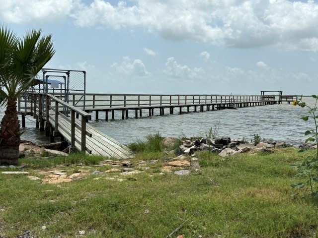 2406 Avenue P, San Leon, TX 77539 2406 Avenue P, San Leon, TX 77539