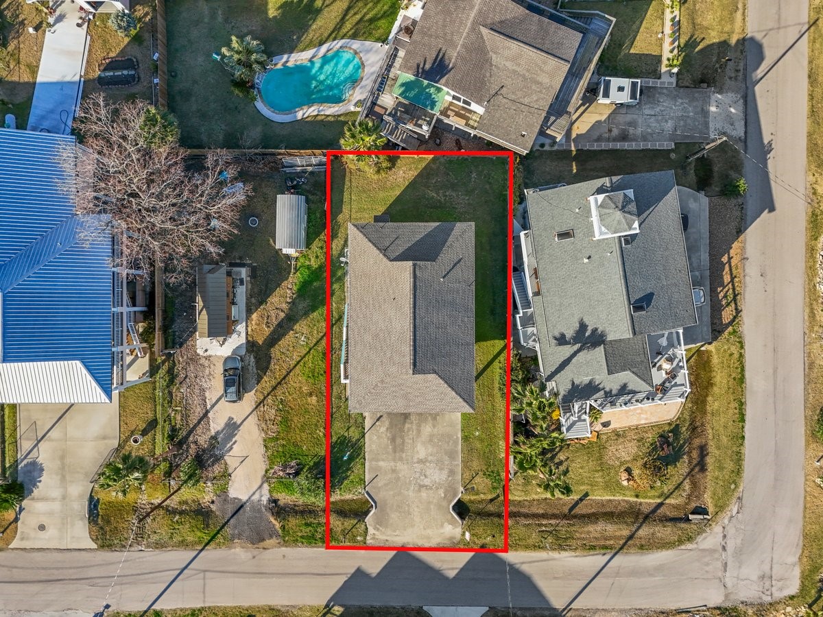 2406 Avenue P, San Leon, TX 77539