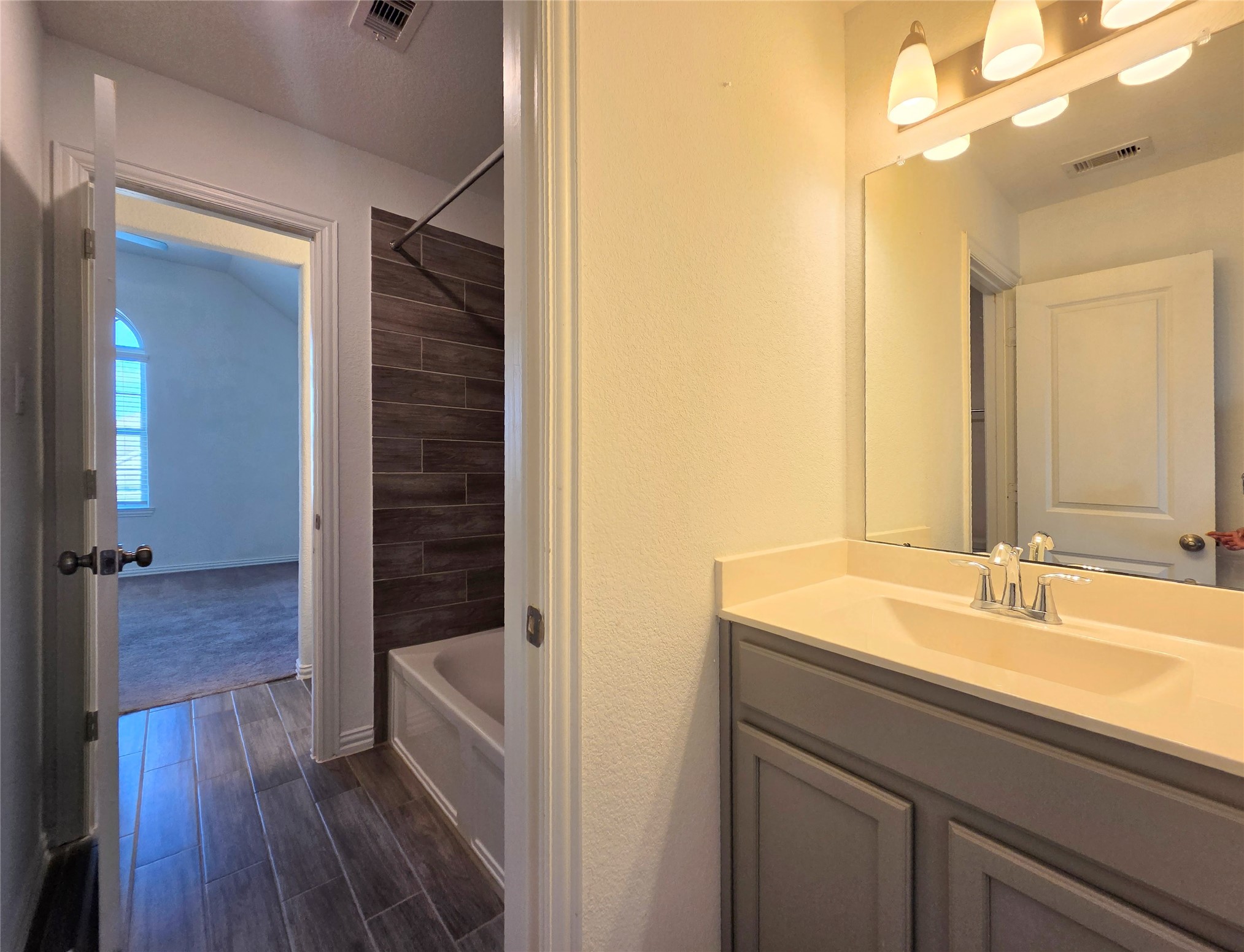 4826 Albany Ridge Lane, Rosharon, TX 77583