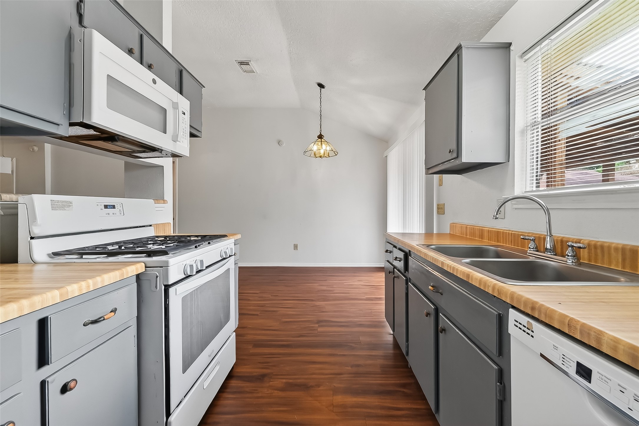 9131 GOODMEADOW Drive, Houston, TX 77064