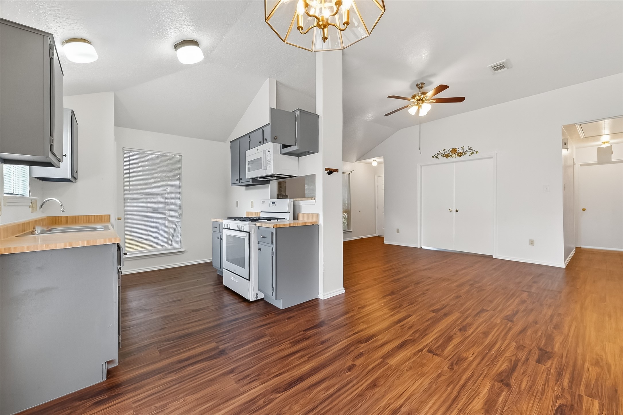 9131 GOODMEADOW Drive, Houston, TX 77064