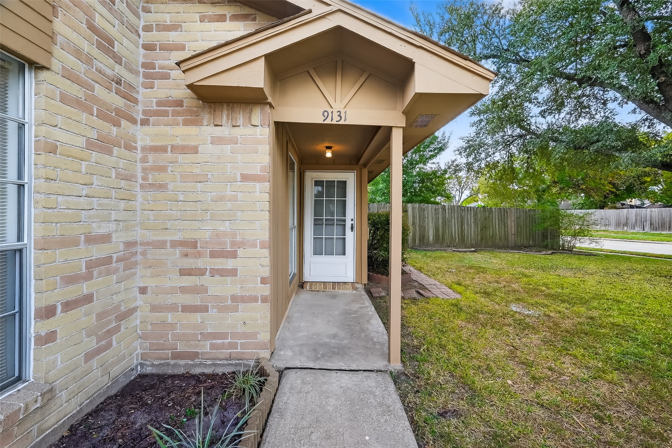 9131 GOODMEADOW Drive, Houston, TX 77064