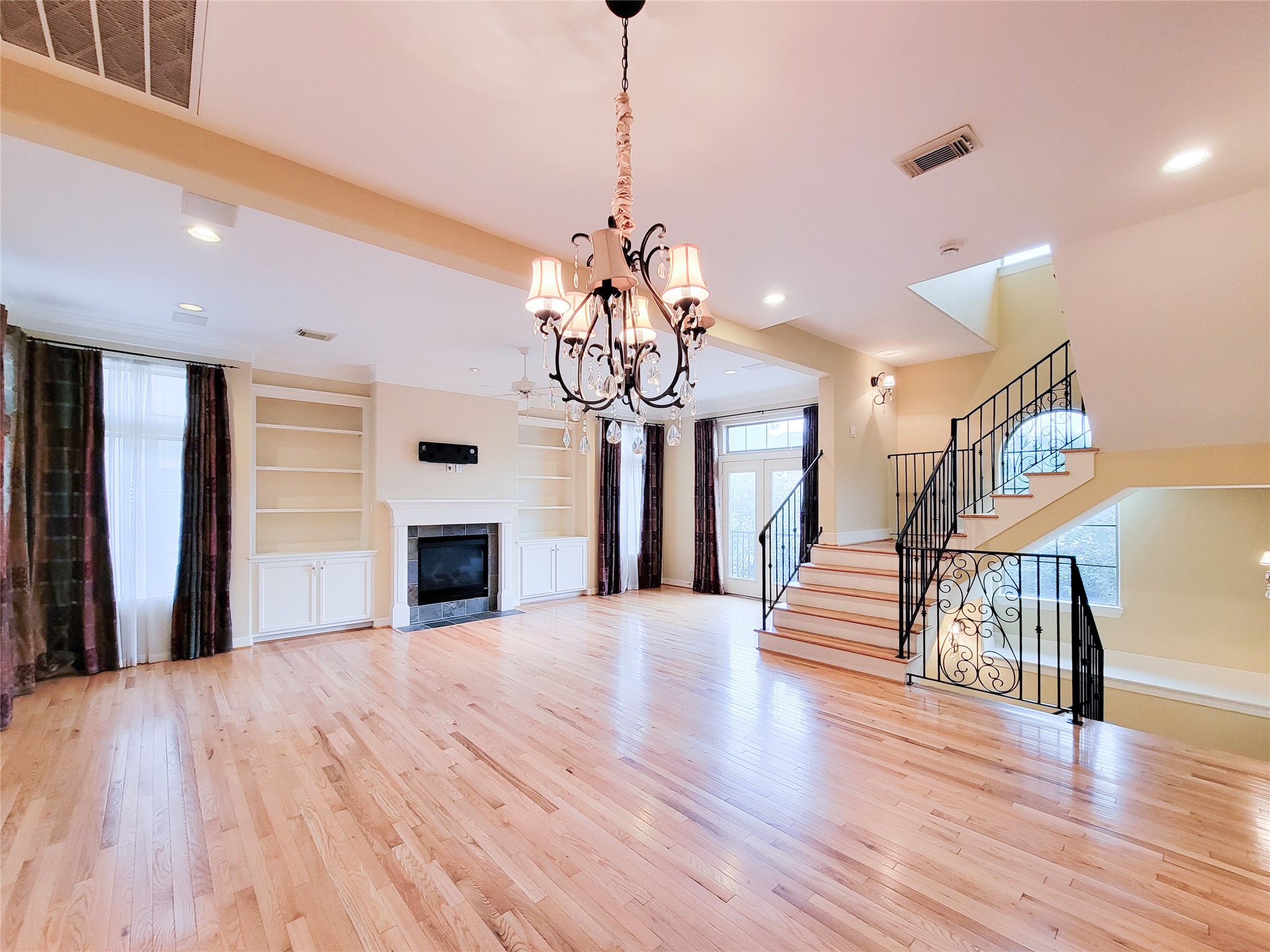 1742 Michigan Street, #F, Houston, TX 77006