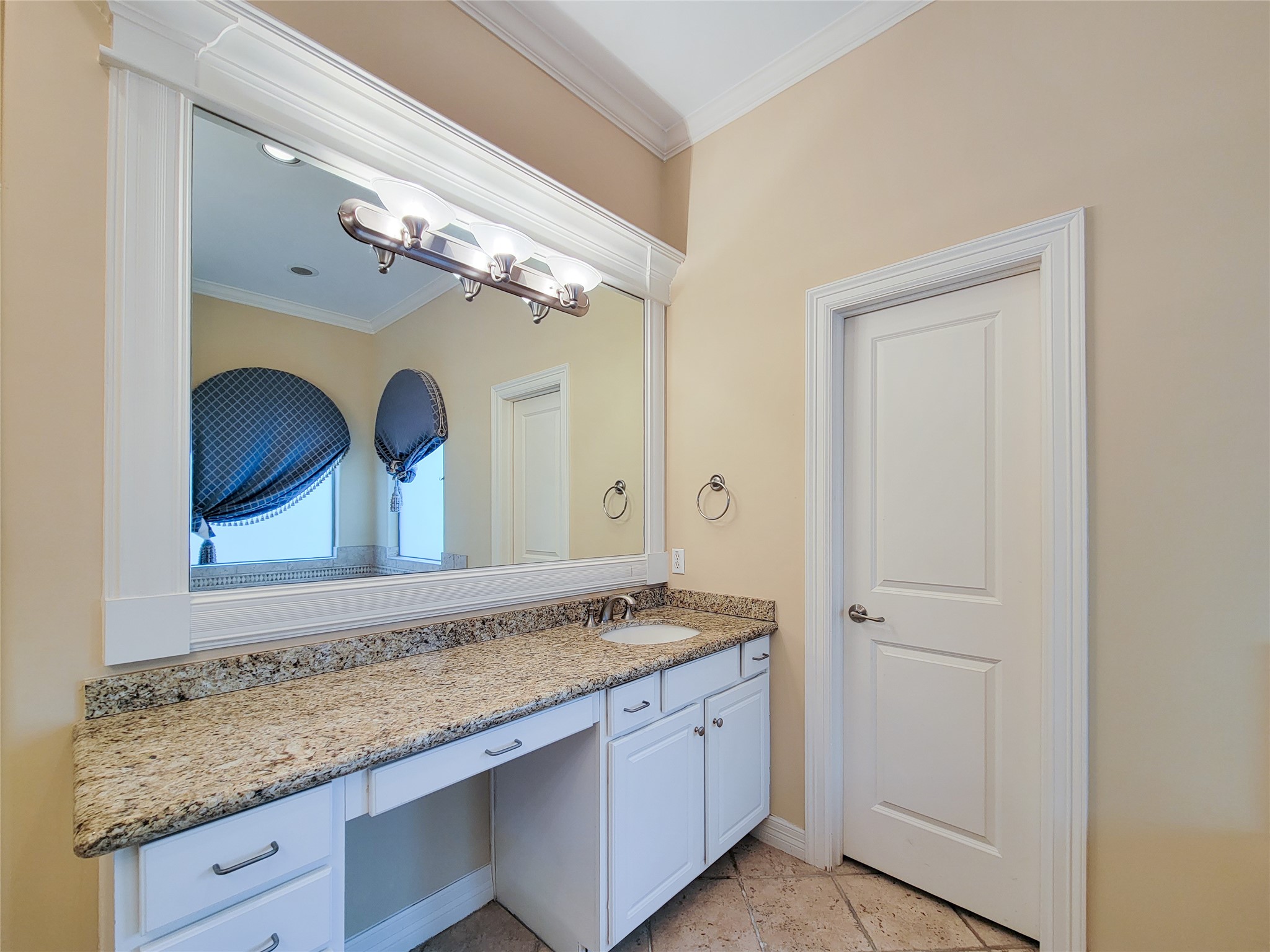 1742 Michigan Street, #F, Houston, TX 77006
