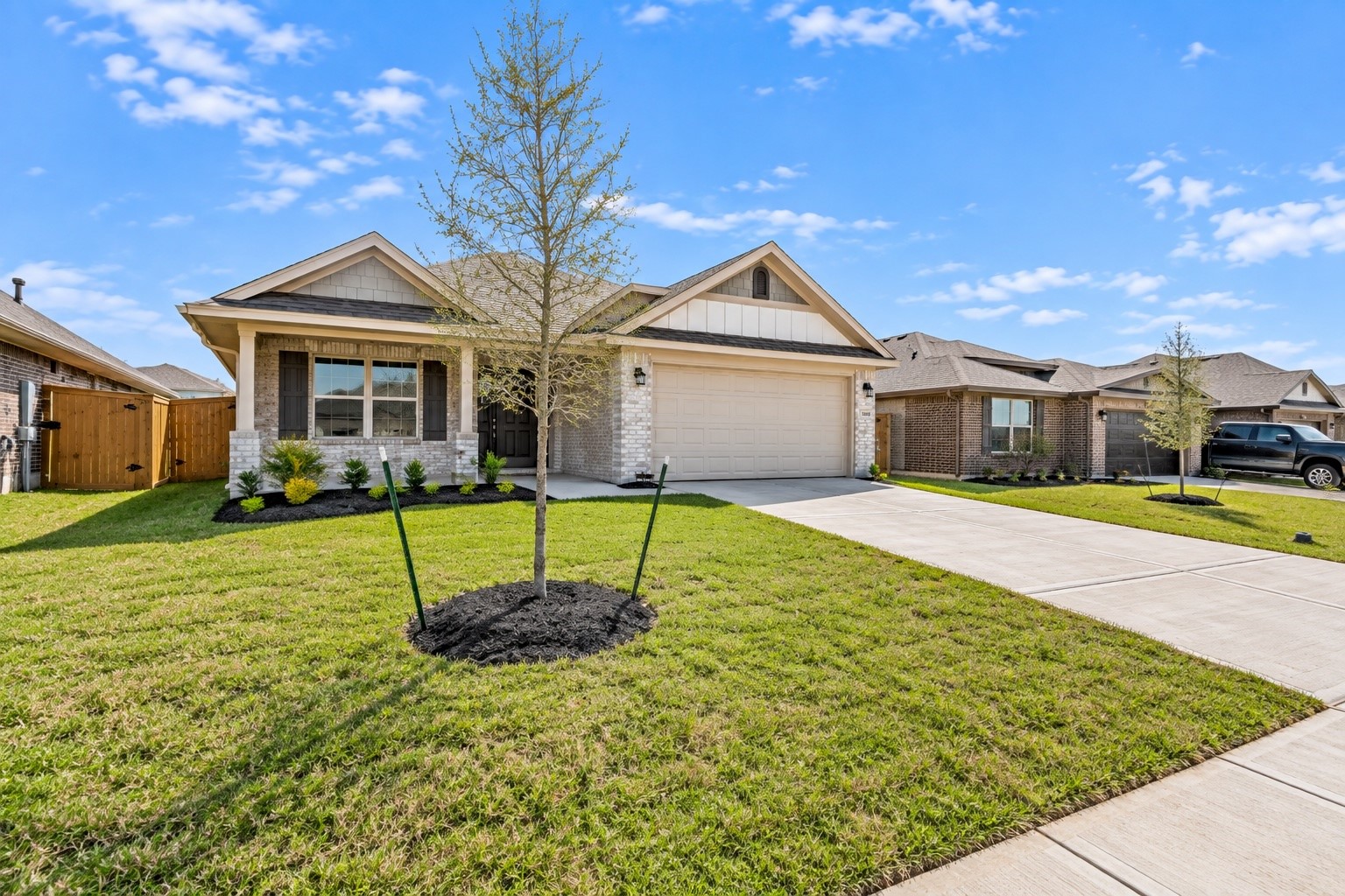 2218 Seneca Lake Drive, Texas City, TX 77568