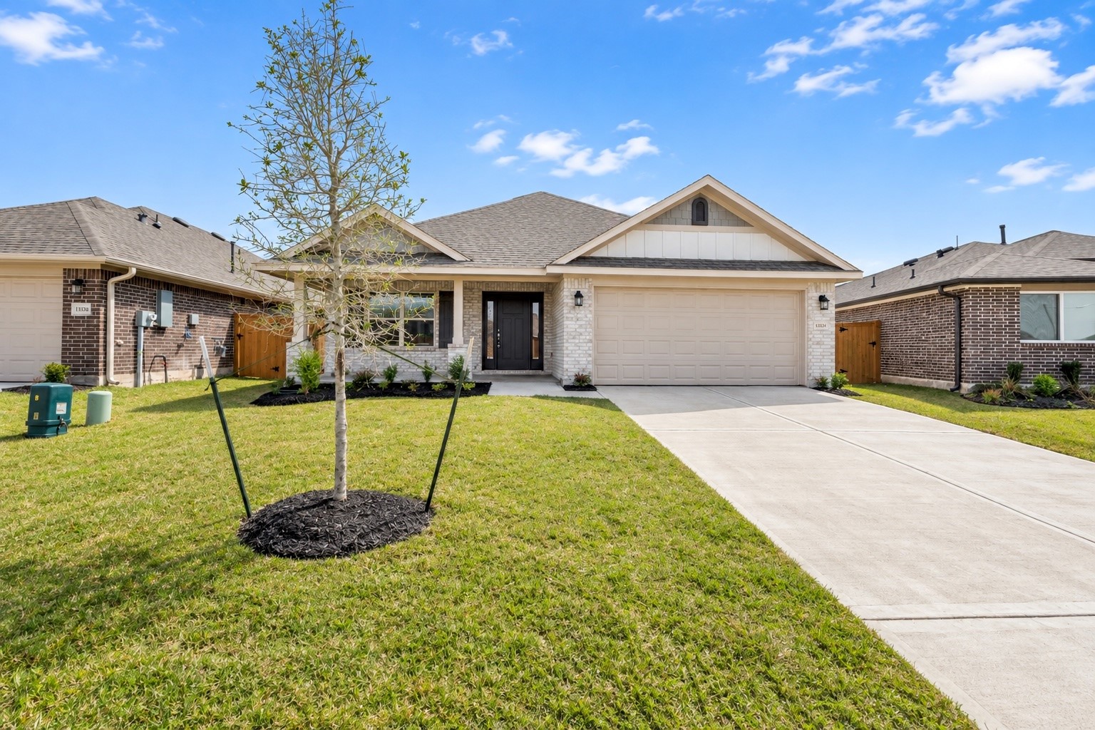 2218 Seneca Lake Drive, Texas City, TX 77568