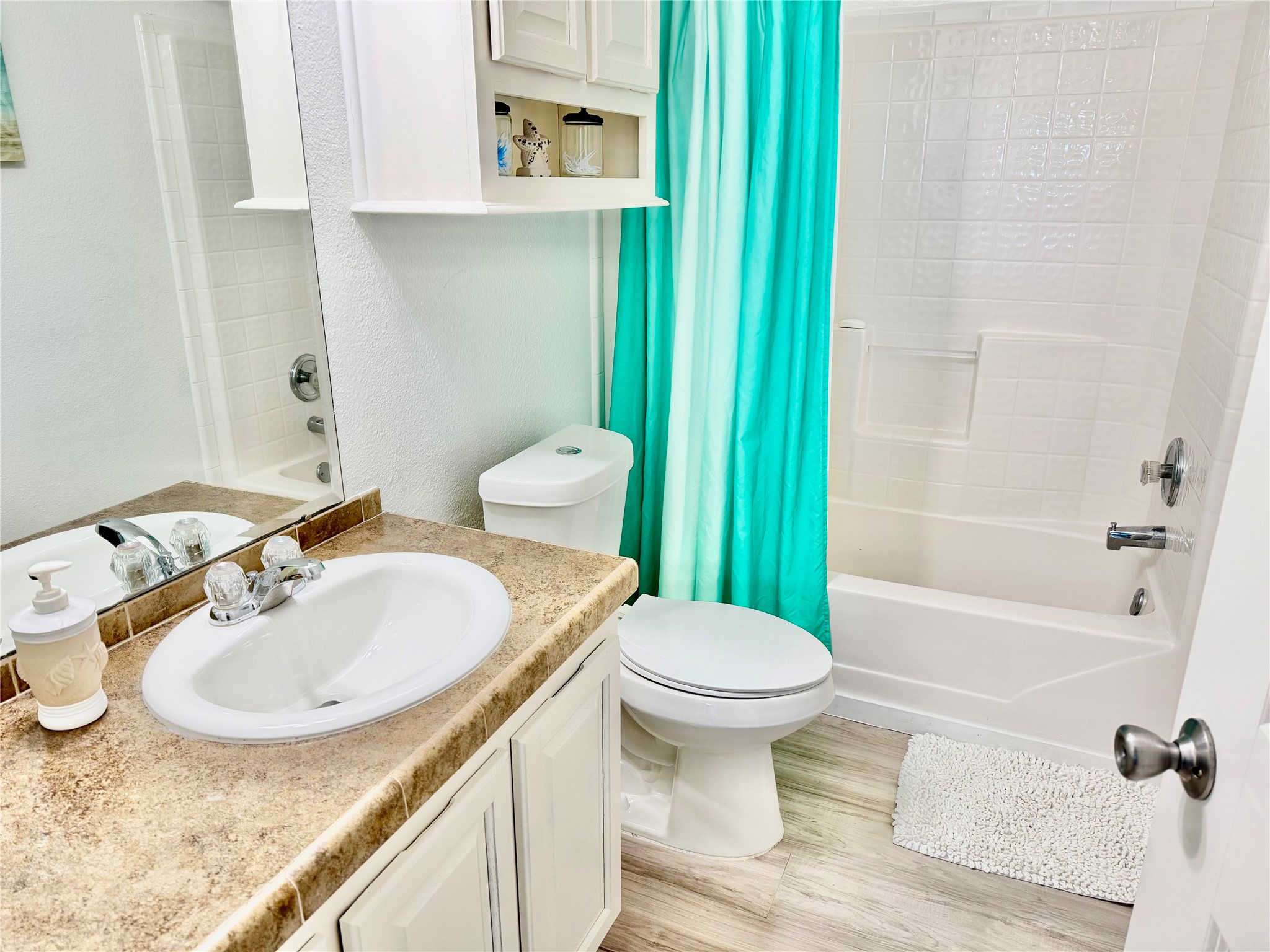 Secondary bathroom