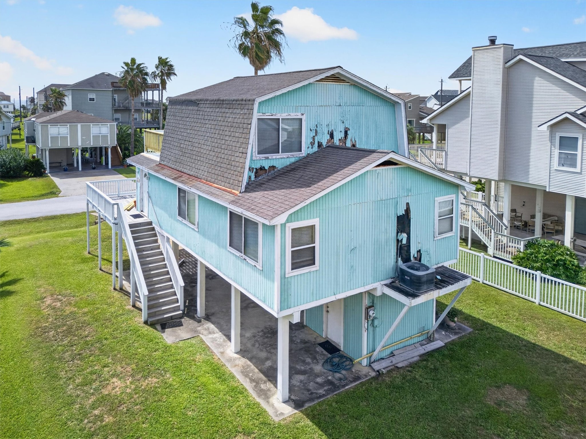 13822 San Domingo Drive, Galveston, TX 77554