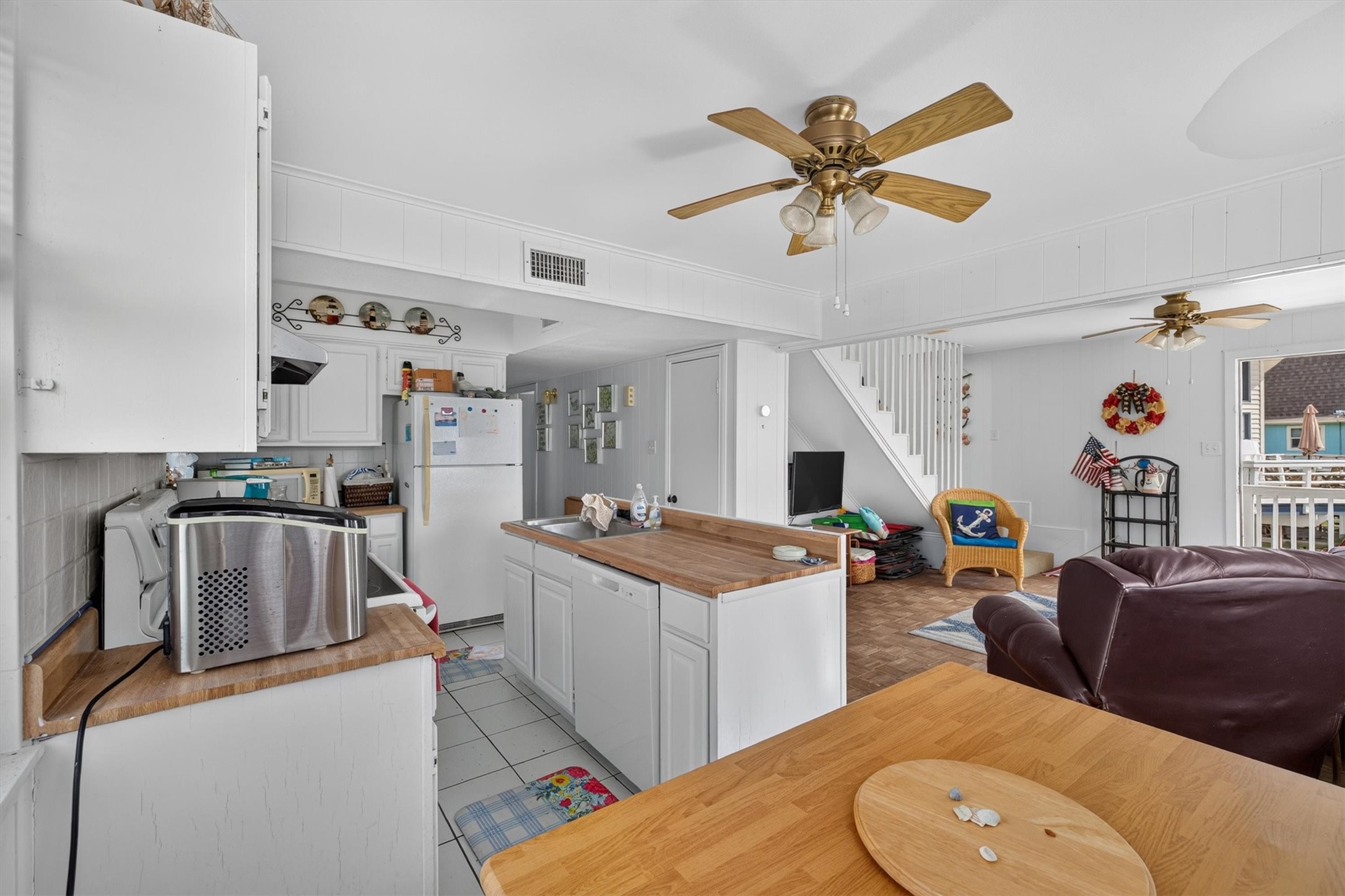 13822 San Domingo Drive, Galveston, TX 77554