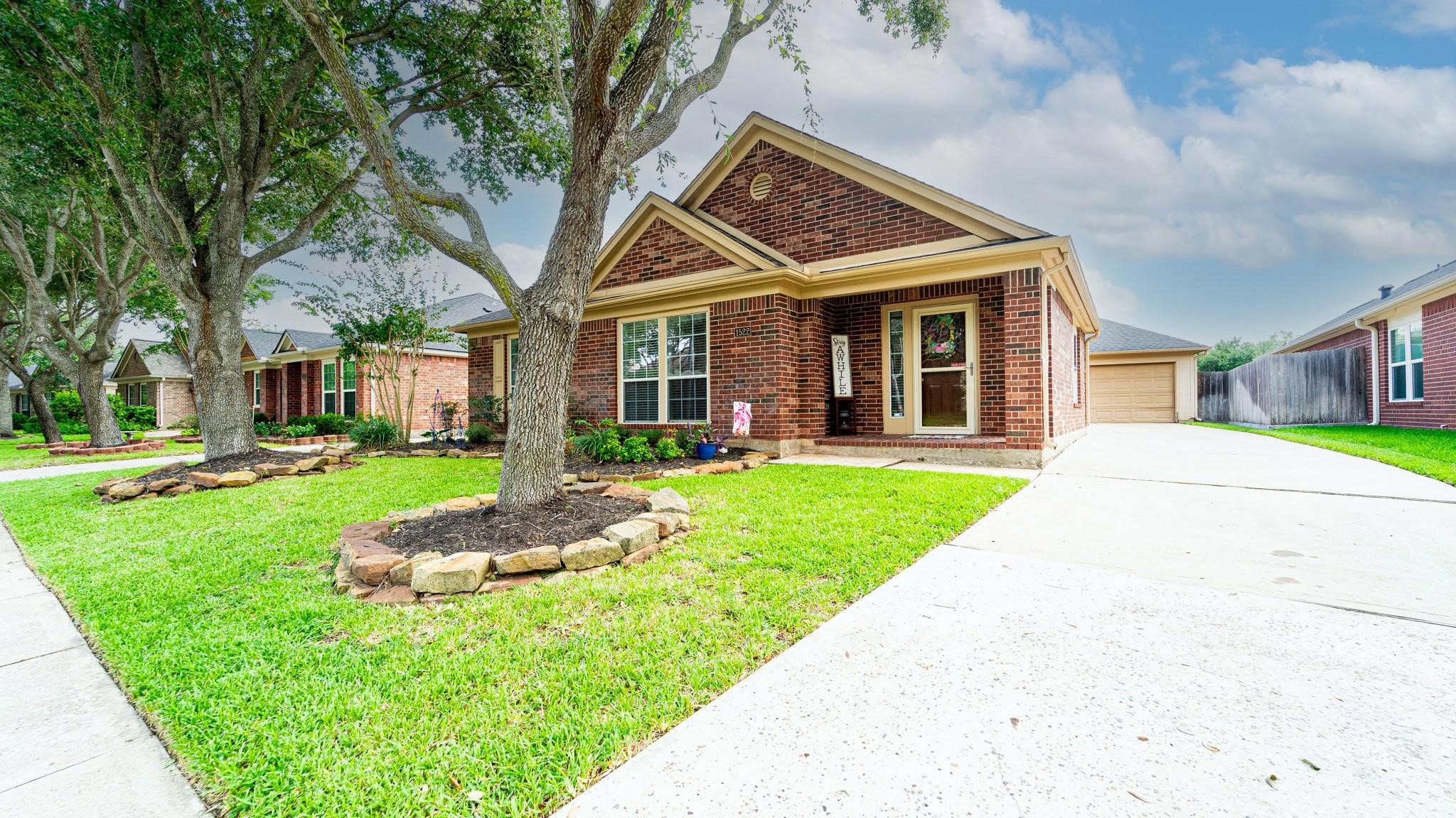 1522 Martin Lake Drive, Richmond, TX 77406