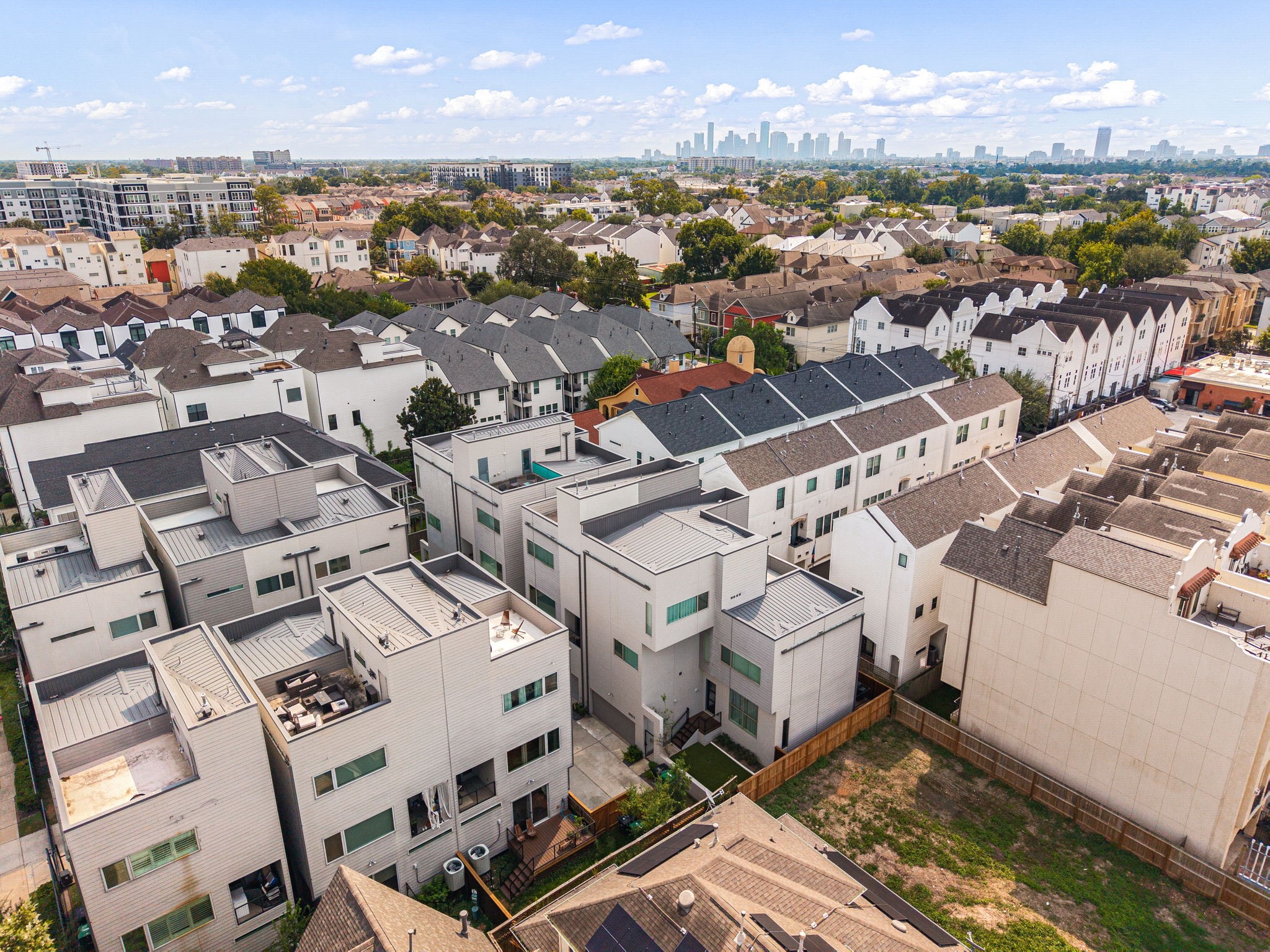 1232 W 24th Street, #H, Houston, TX 77008