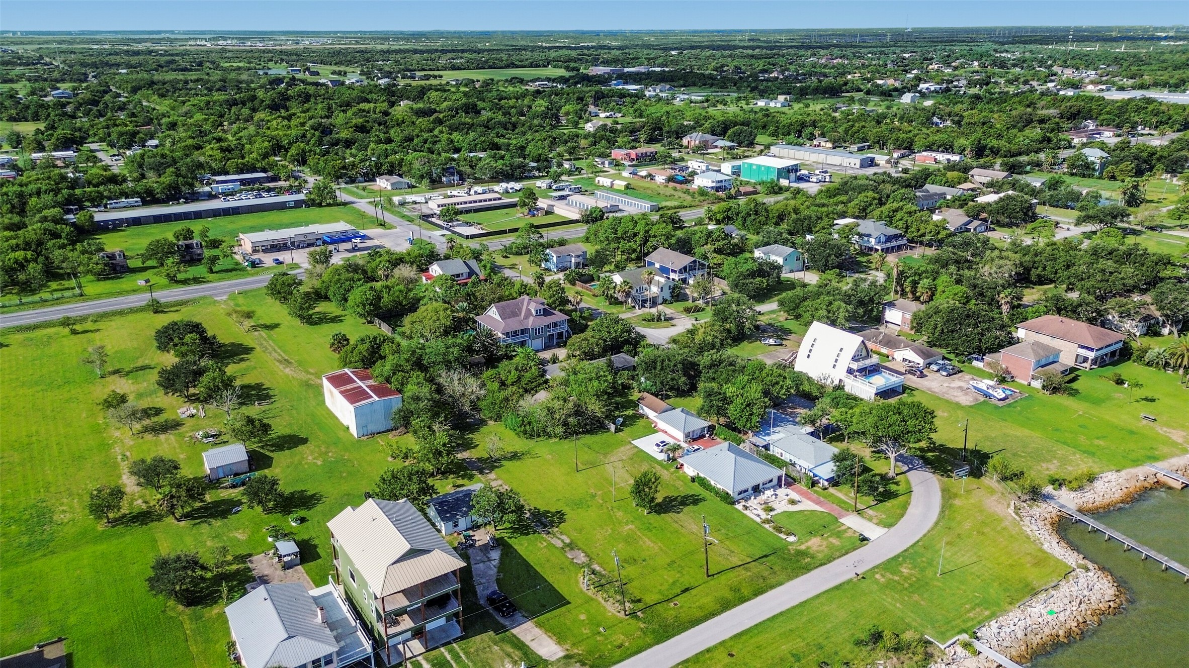 2480 E East Bayshore Drive, San Leon, TX 77539