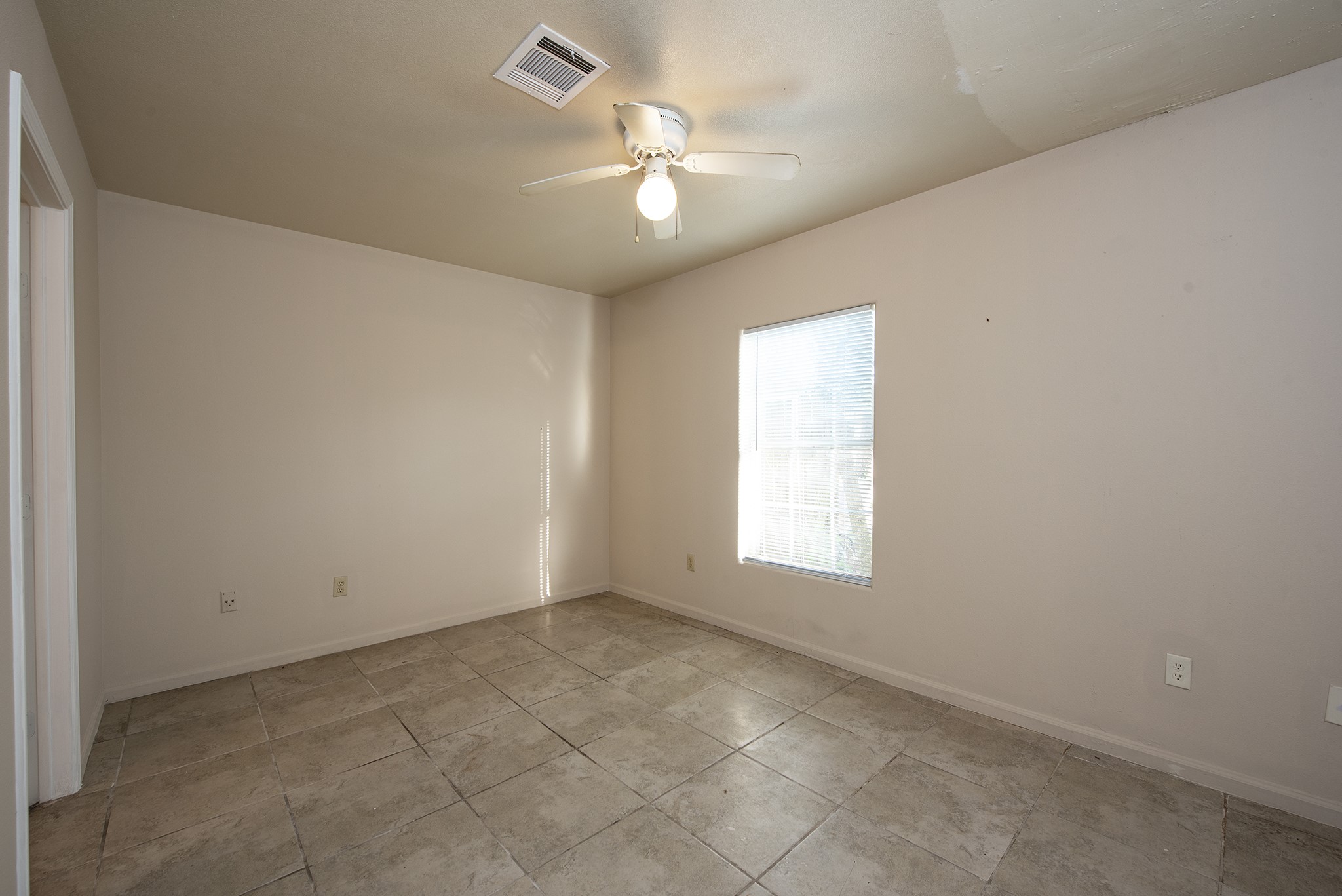 3238 E Alabama Street, #15, Houston, TX 77004 3238 E Alabama Street, #15, Houston, TX 77004