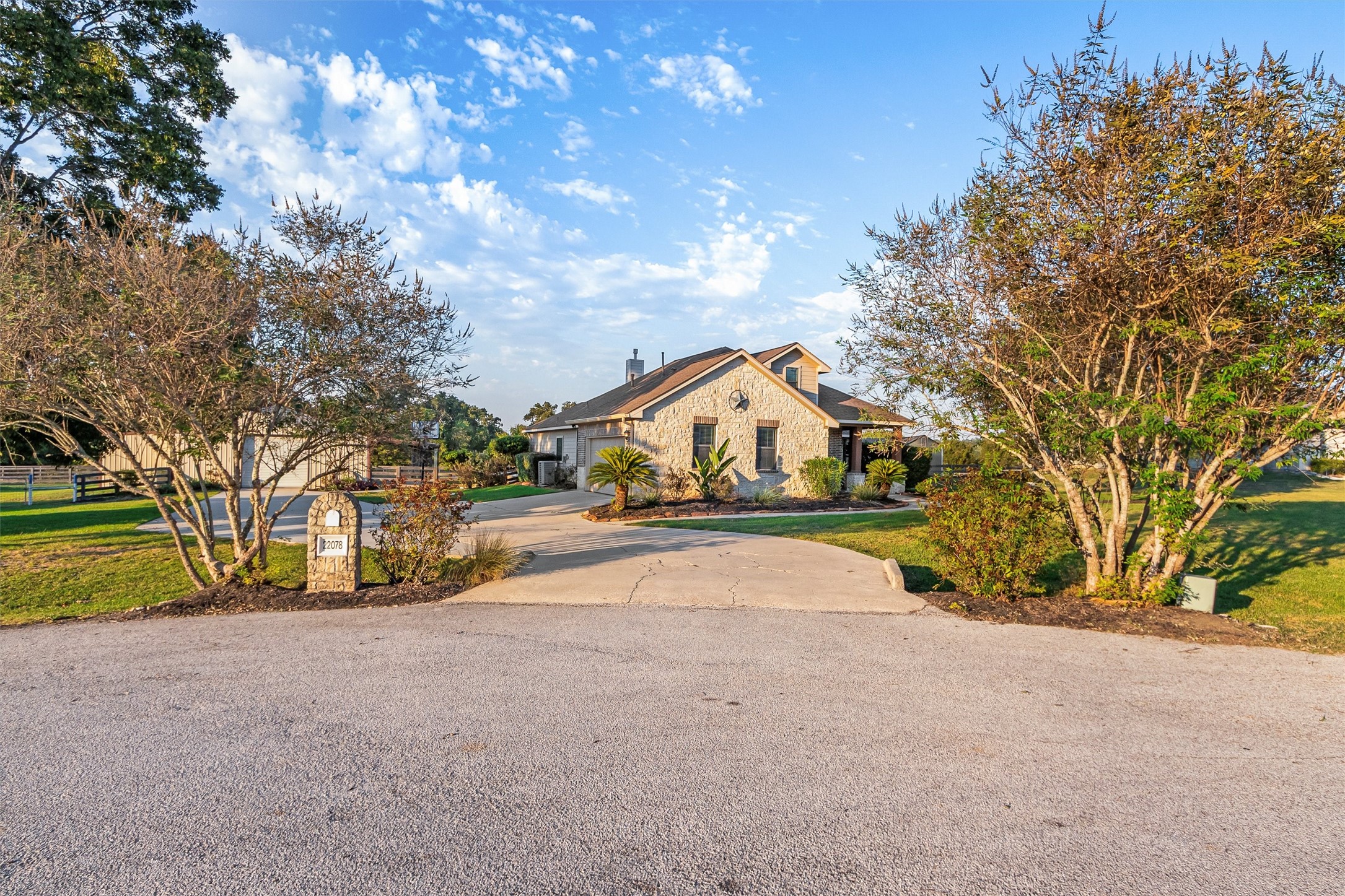 22078 Stone Creek Lane, Montgomery, TX 77316