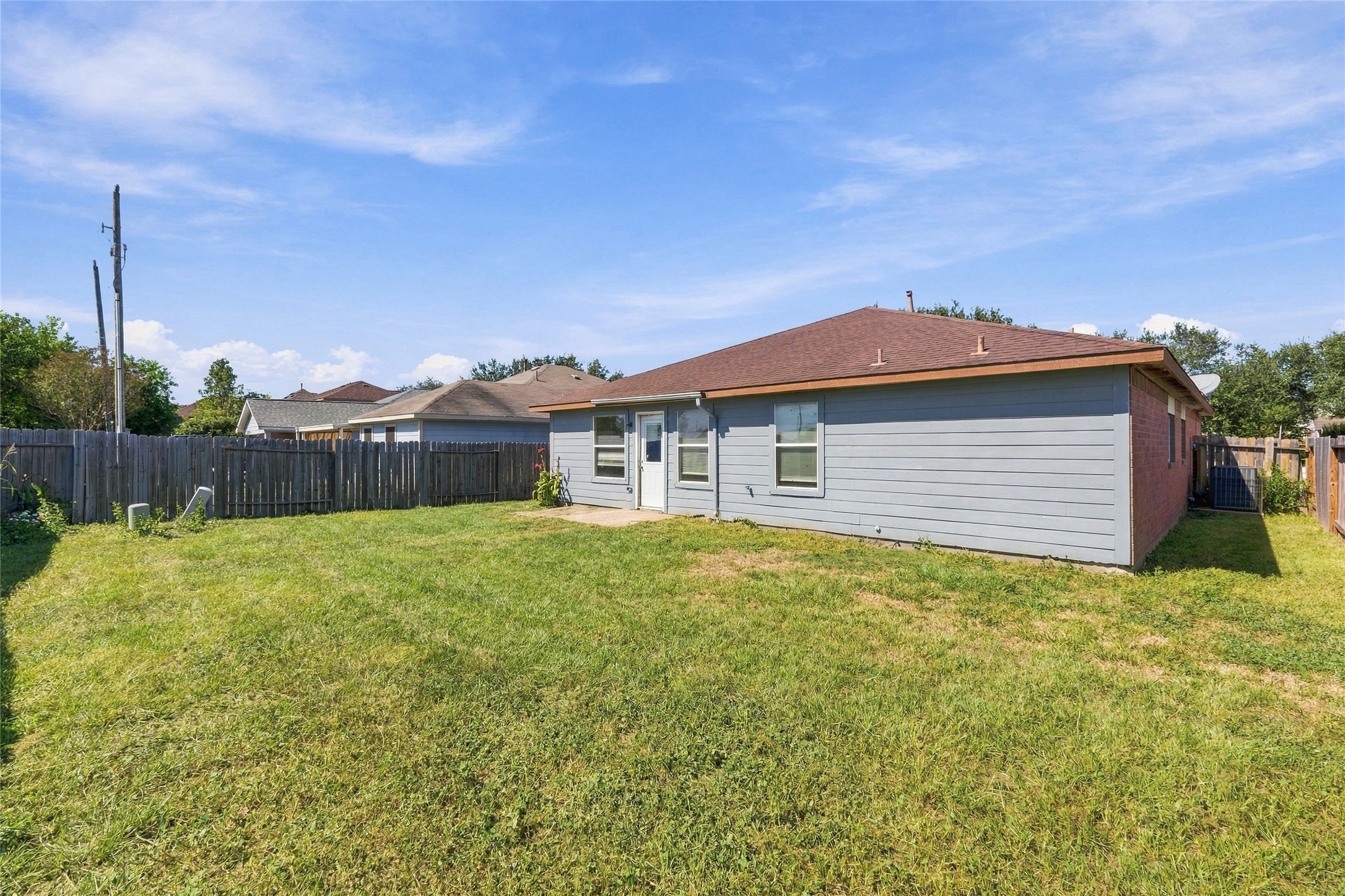 3910 Ridge Canyon Road, Baytown, TX 77521