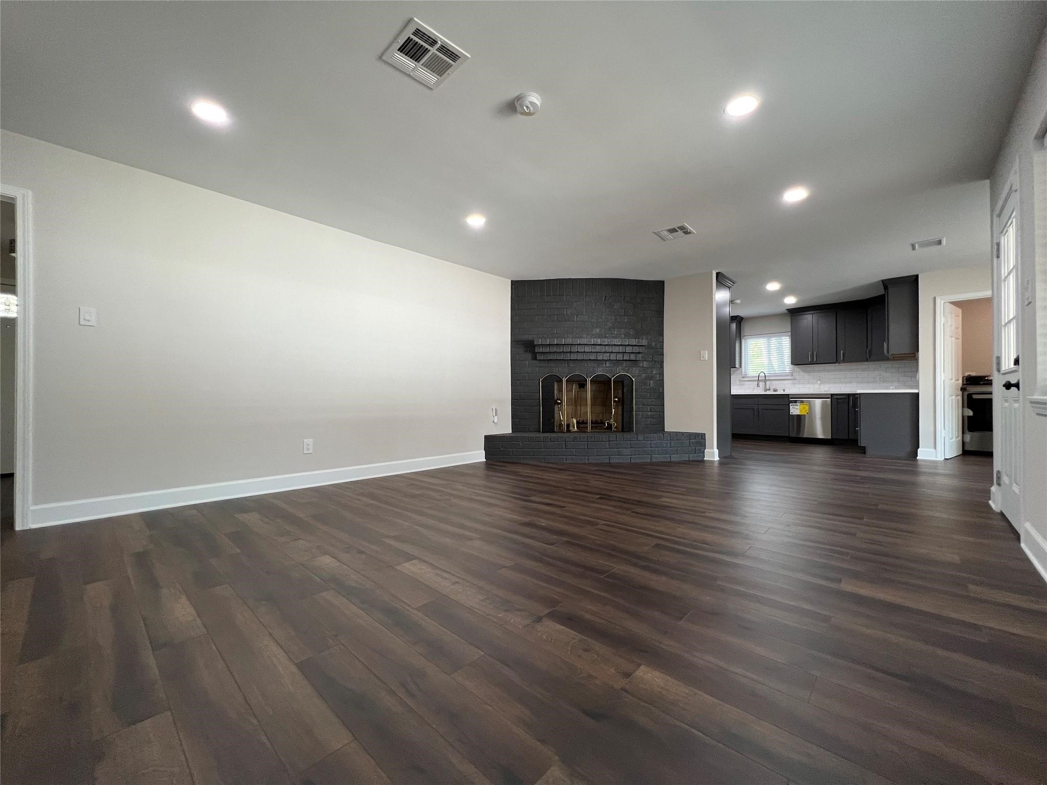 10903 Albury Drive, Houston, TX 77096