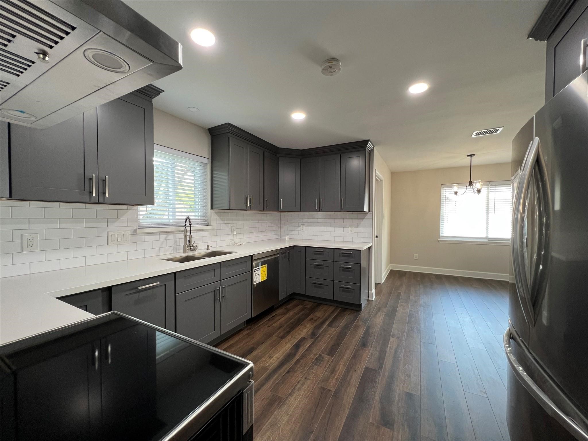 10903 Albury Drive, Houston, TX 77096