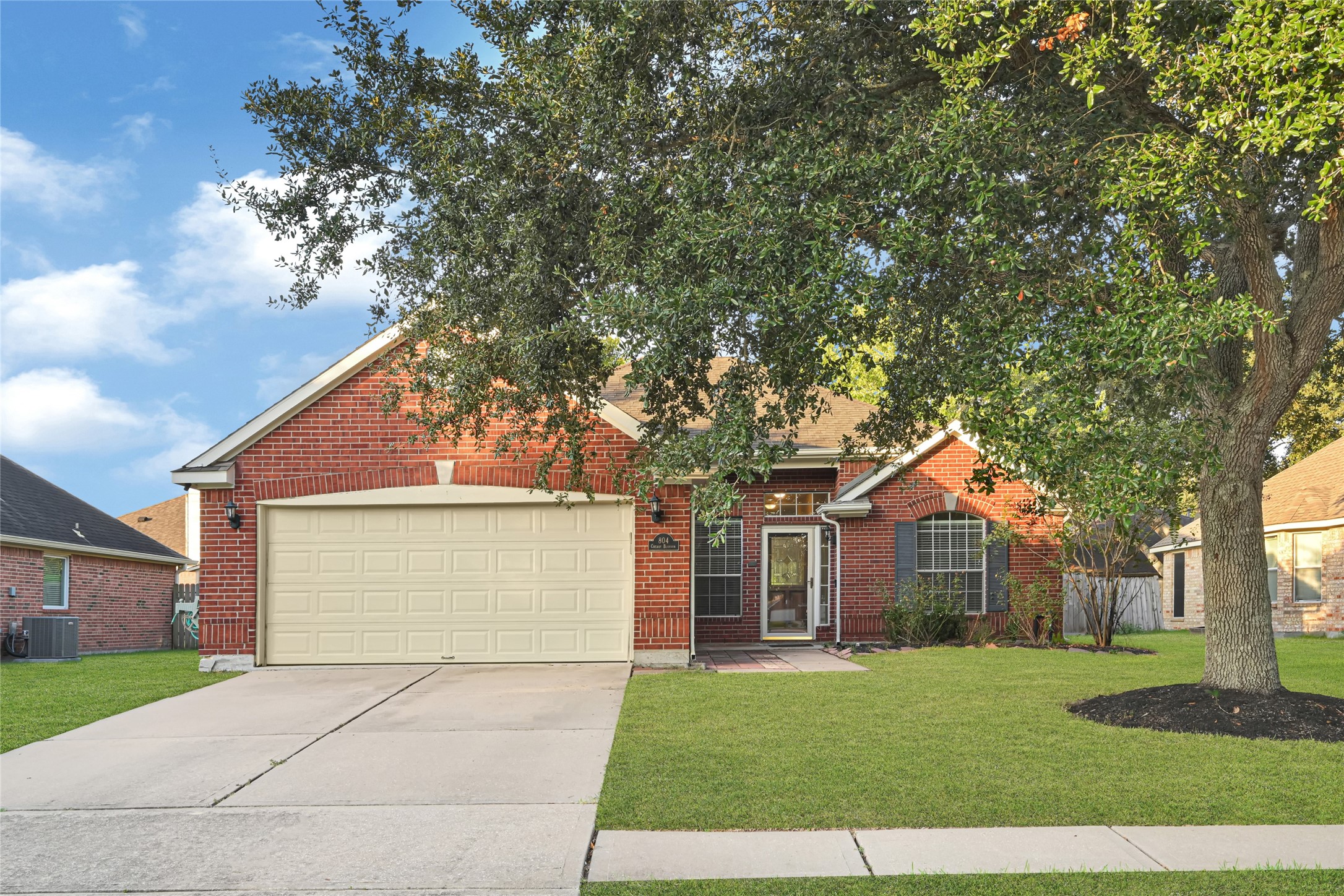 804 Cherry Blossom Drive, League City, TX 77573
