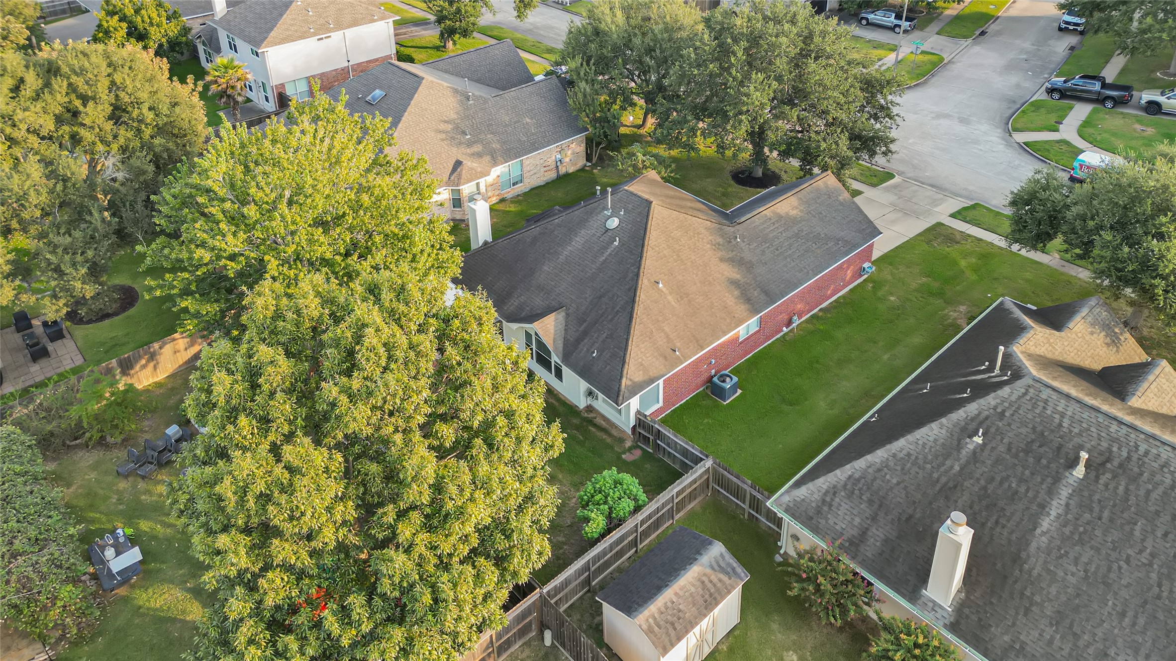 804 Cherry Blossom Drive, League City, TX 77573