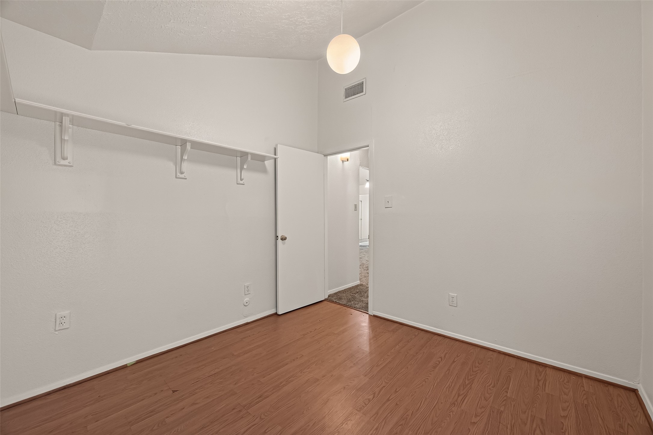 2714 S Brompton Drive, Pearland, TX 77584