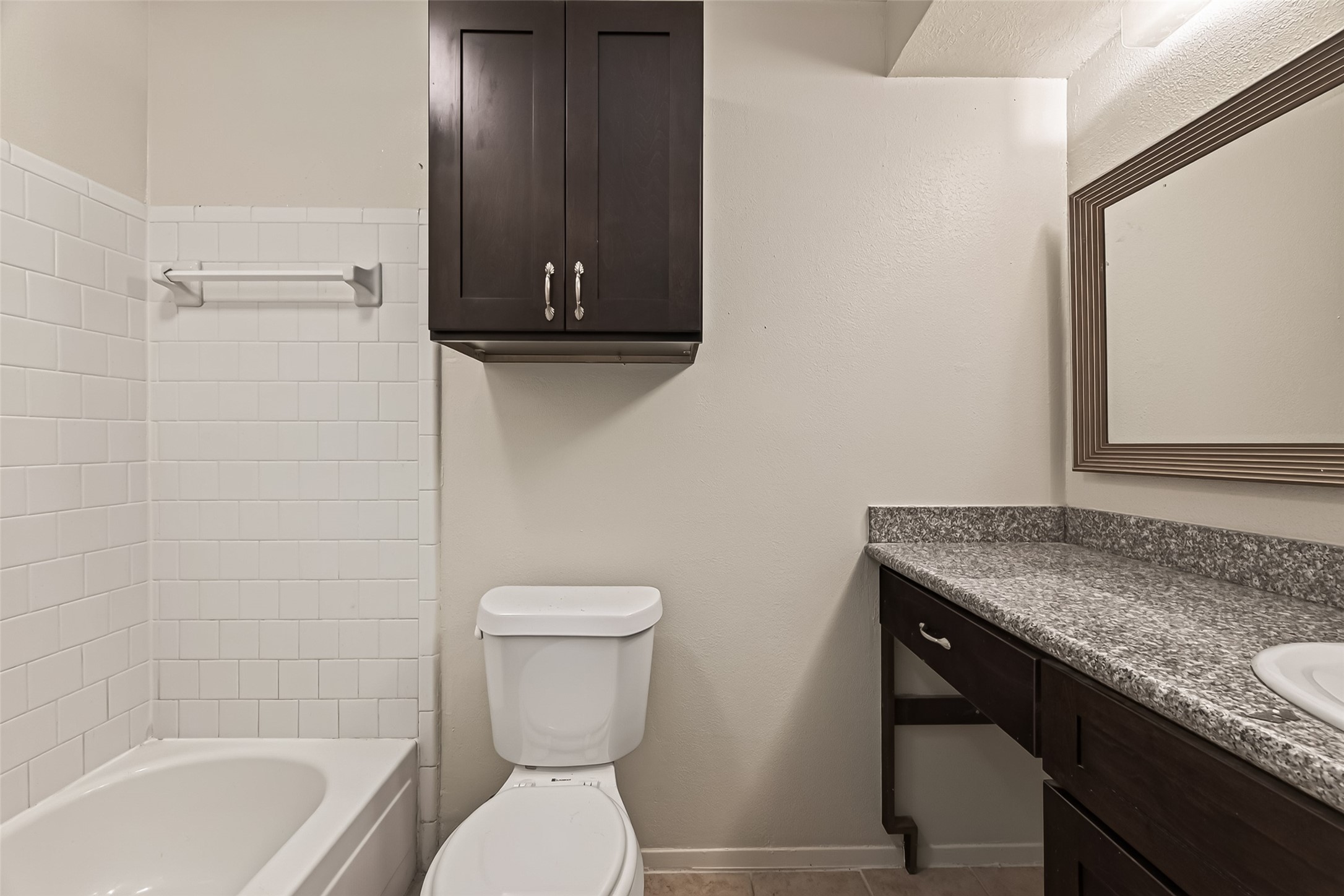 2714 S Brompton Drive, Pearland, TX 77584