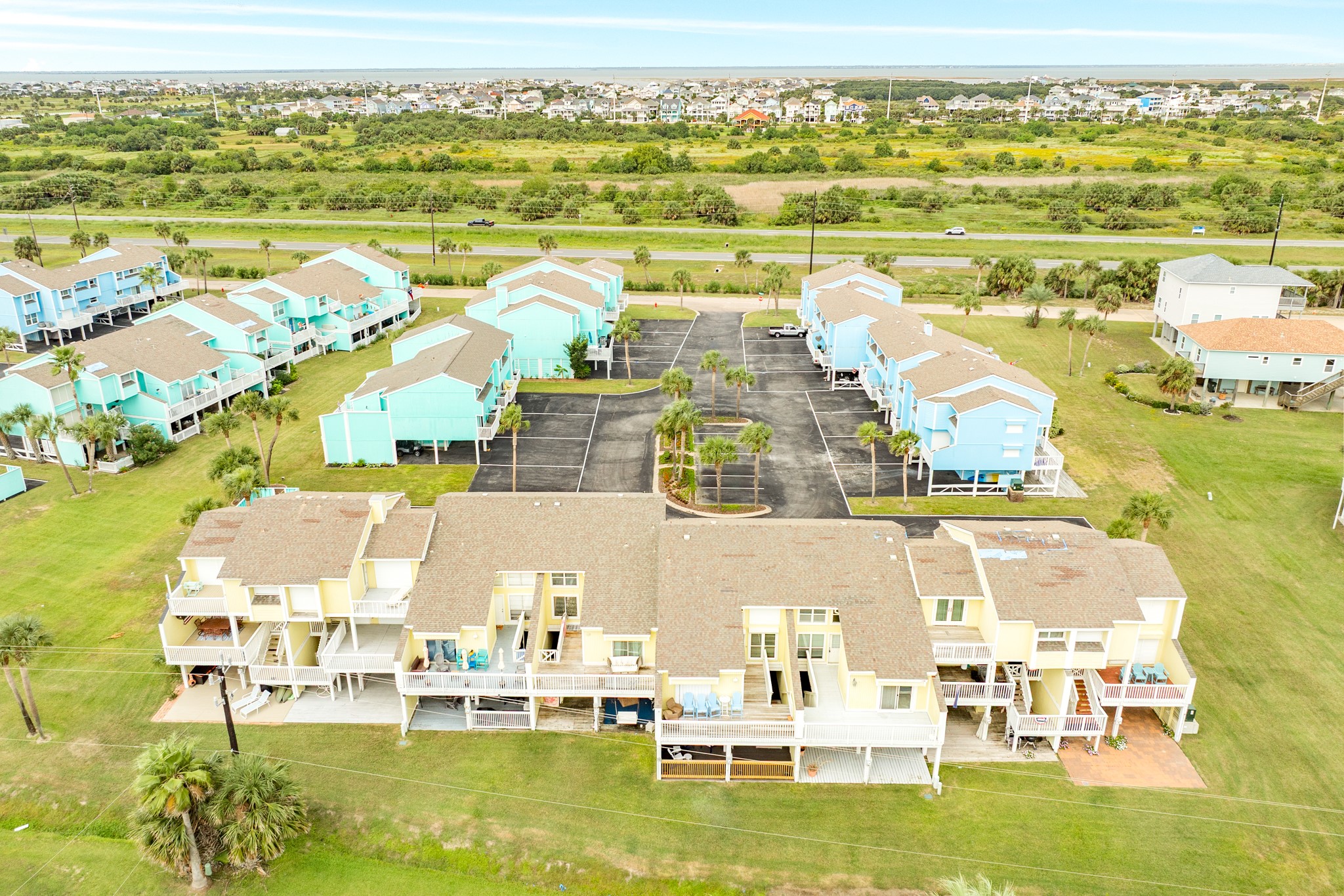 806 Calico Jack Cove, Galveston, TX 77554