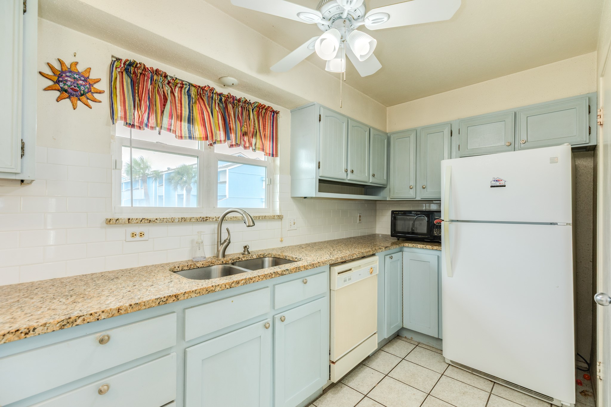 806 Calico Jack Cove, Galveston, TX 77554