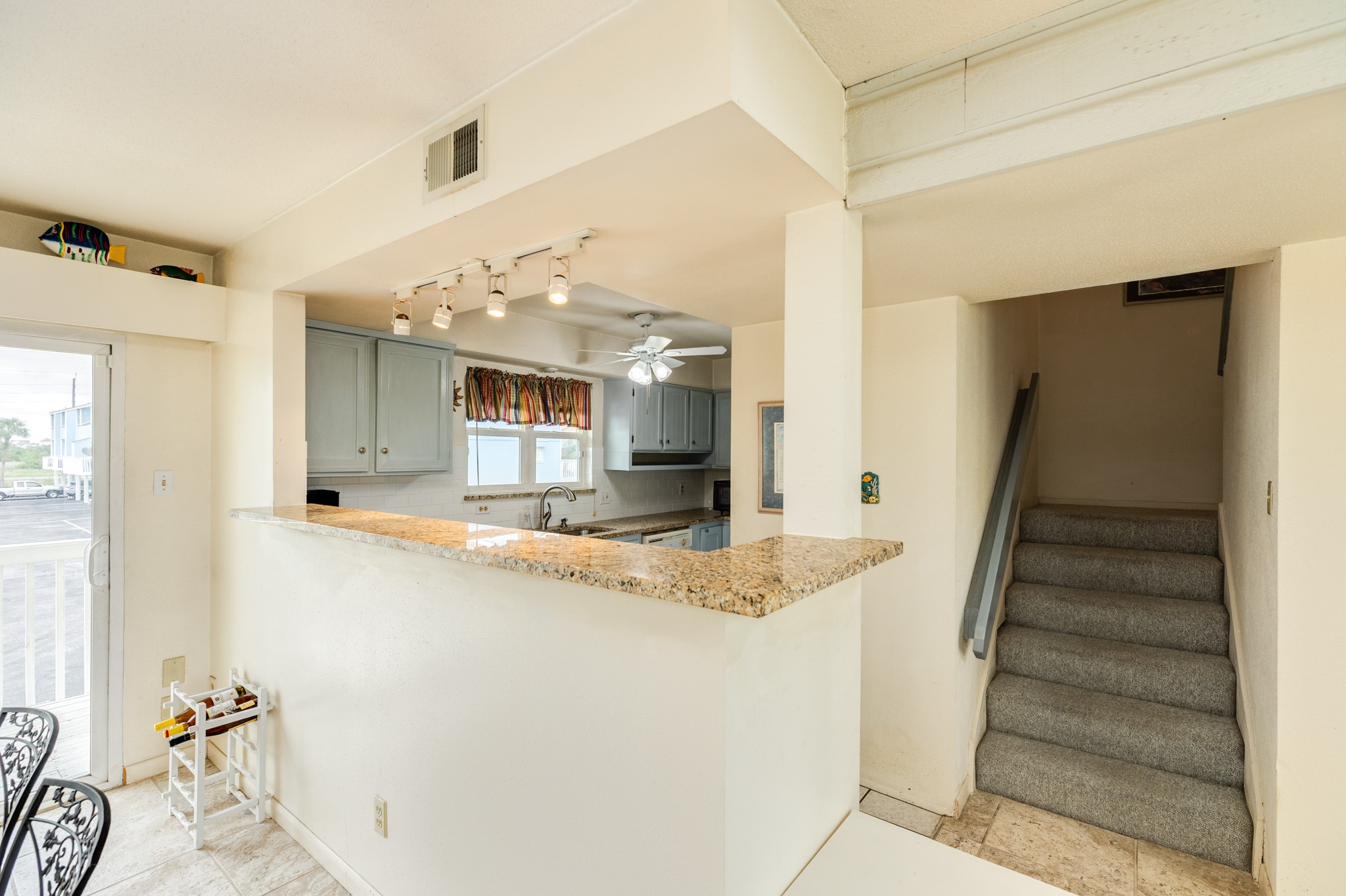 806 Calico Jack Cove, Galveston, TX 77554