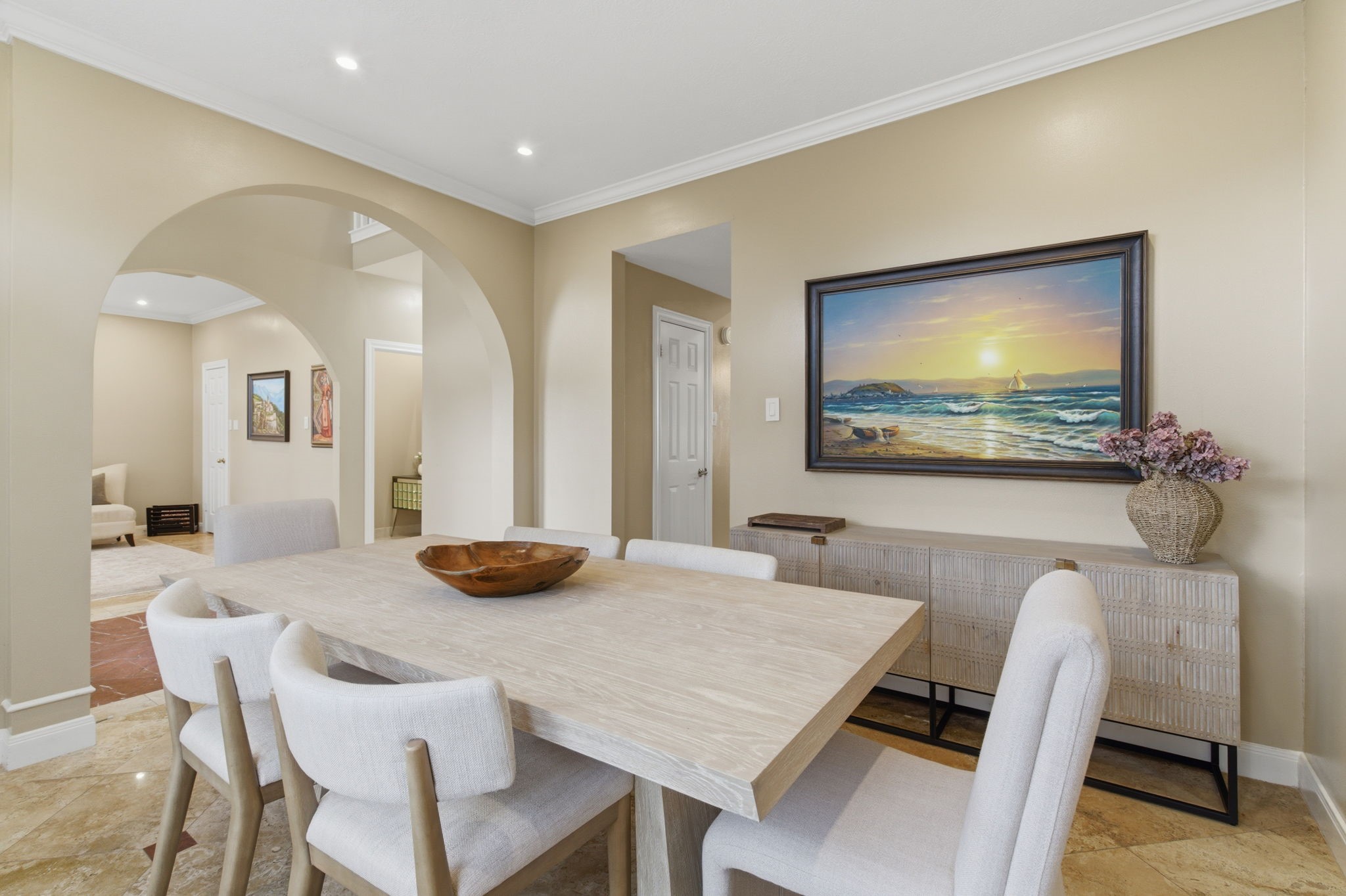 Another view of gorgeous arch detail leading into dining room