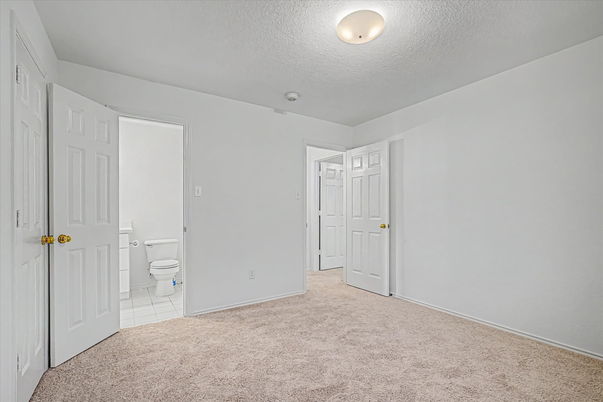 222 Glenridge Forest, Houston, TX 77094