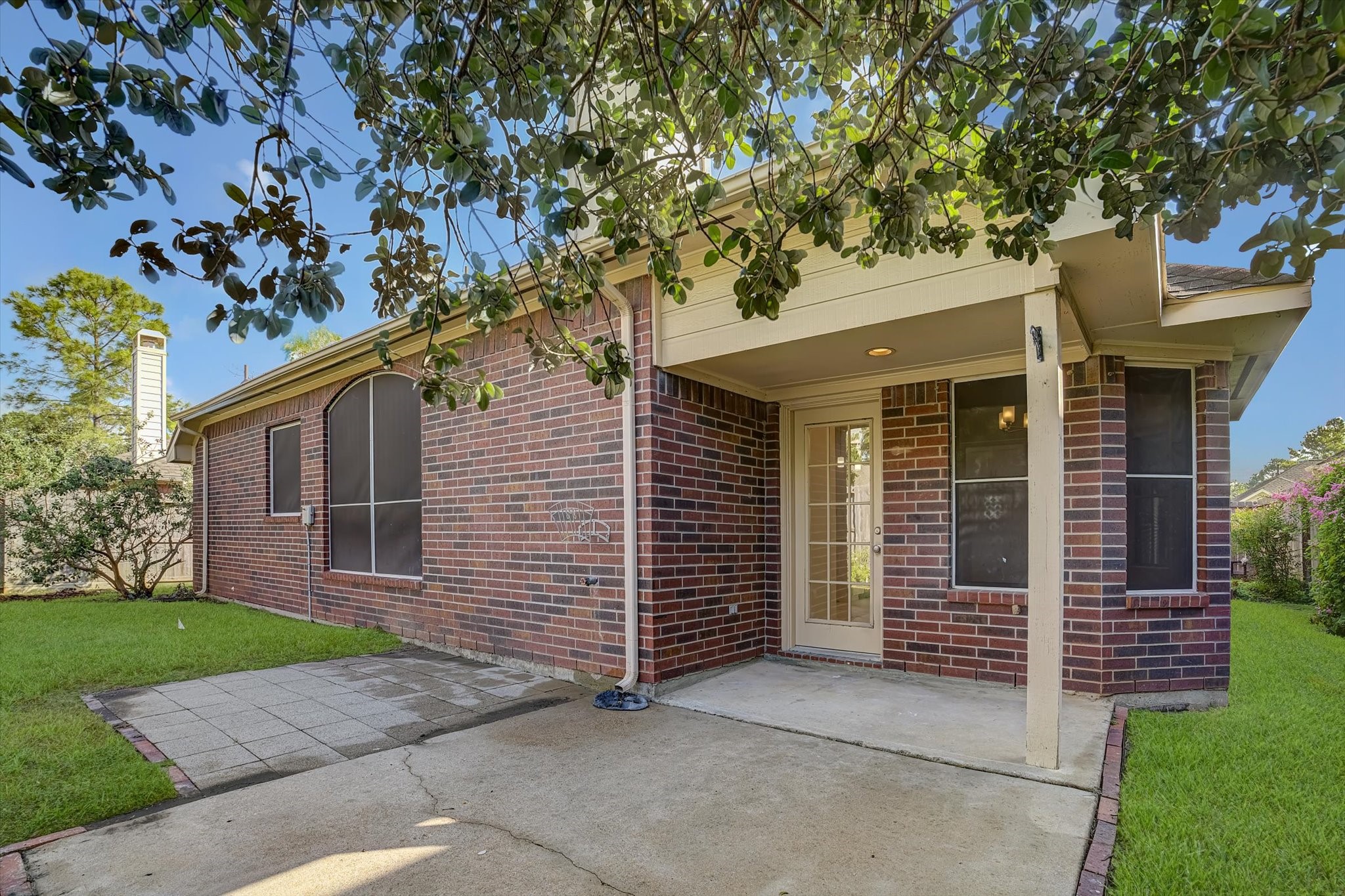 222 Glenridge Forest, Houston, TX 77094