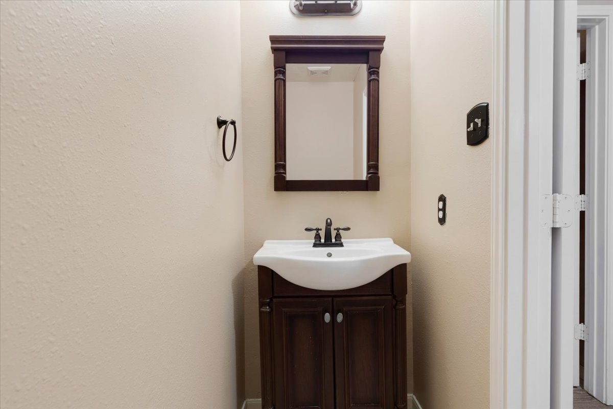 Powder room