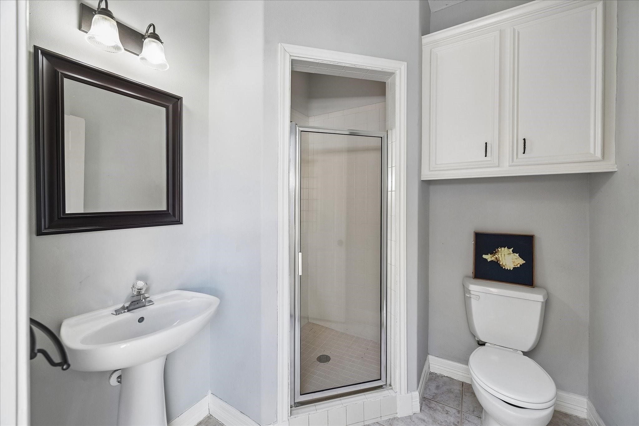 Third bathroom by the pool to keep those gorgeous new floors dry!