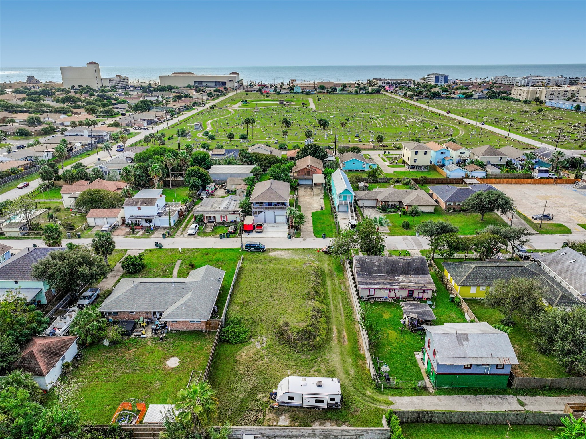 5724 Avenue T, Galveston, TX 77551