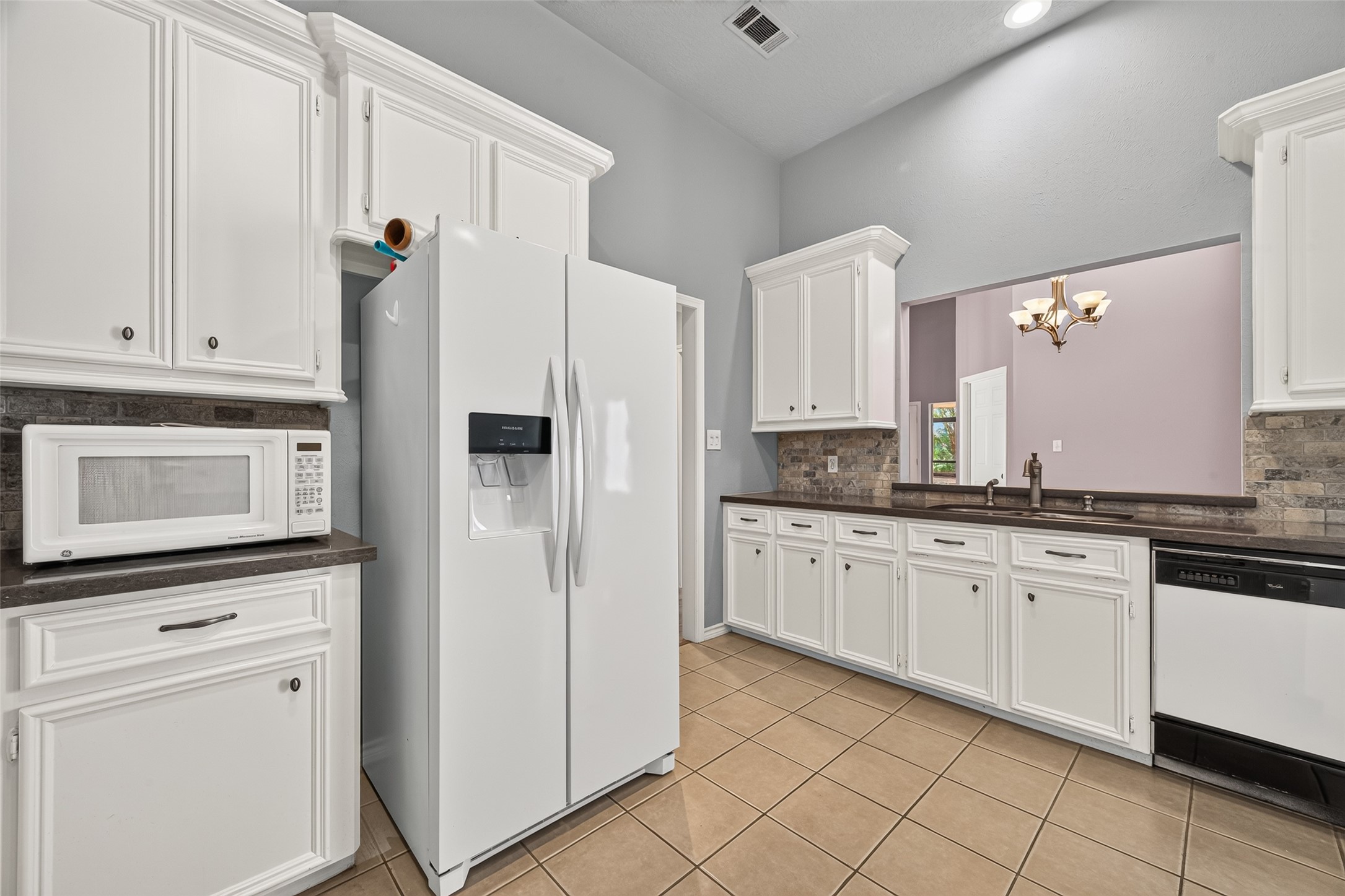 High ceilings throughout