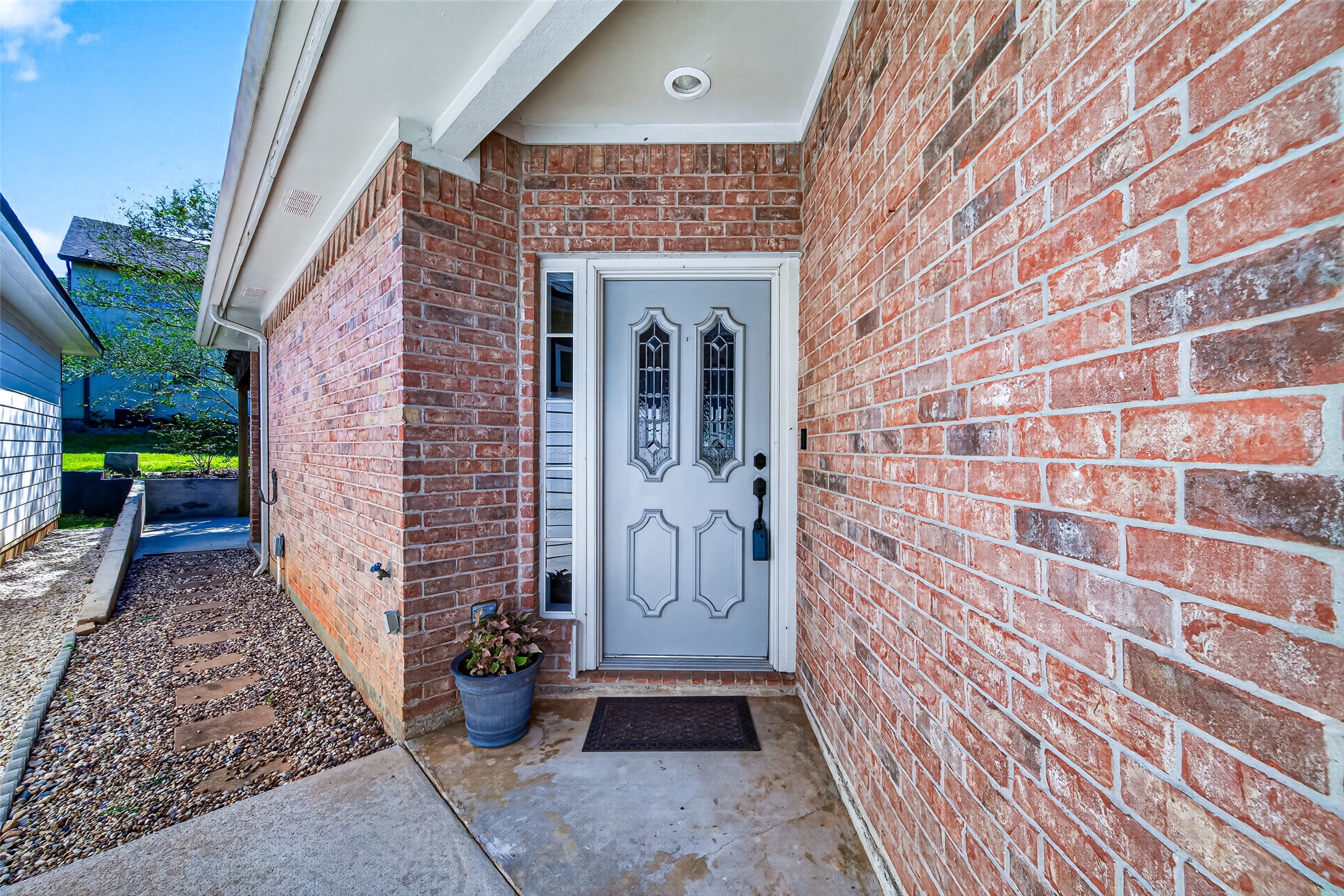 103 Fairway View Court, Montgomery, TX 77356