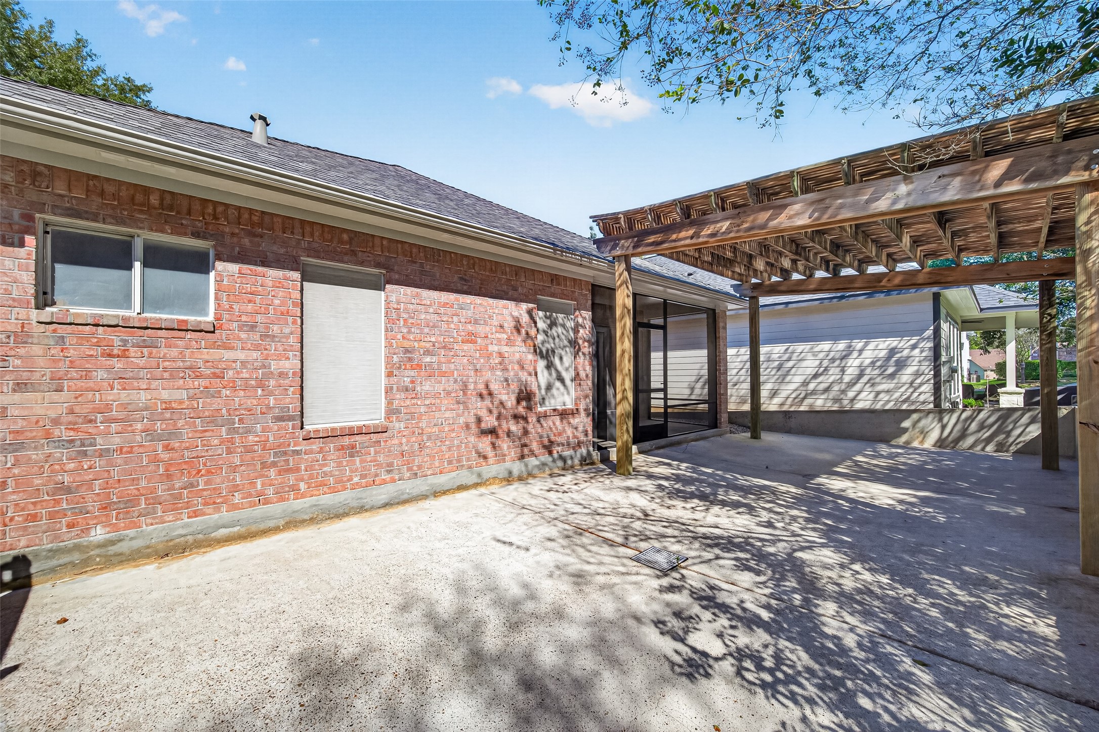 103 Fairway View Court, Montgomery, TX 77356