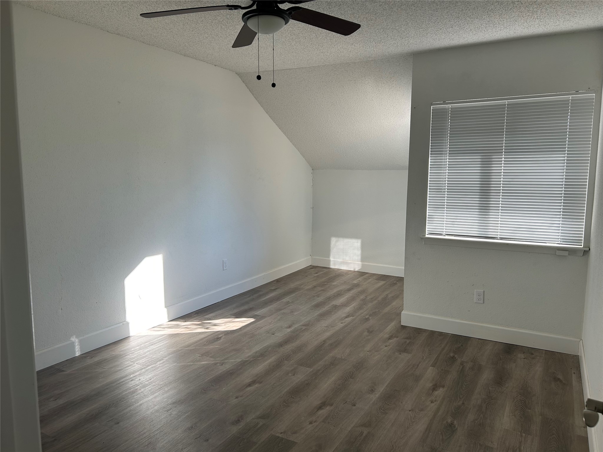 Large secondary bedroom upstairs
