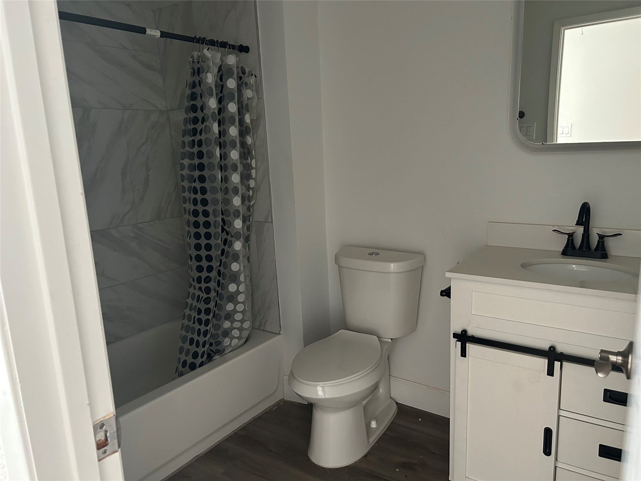 Full bath upstairs