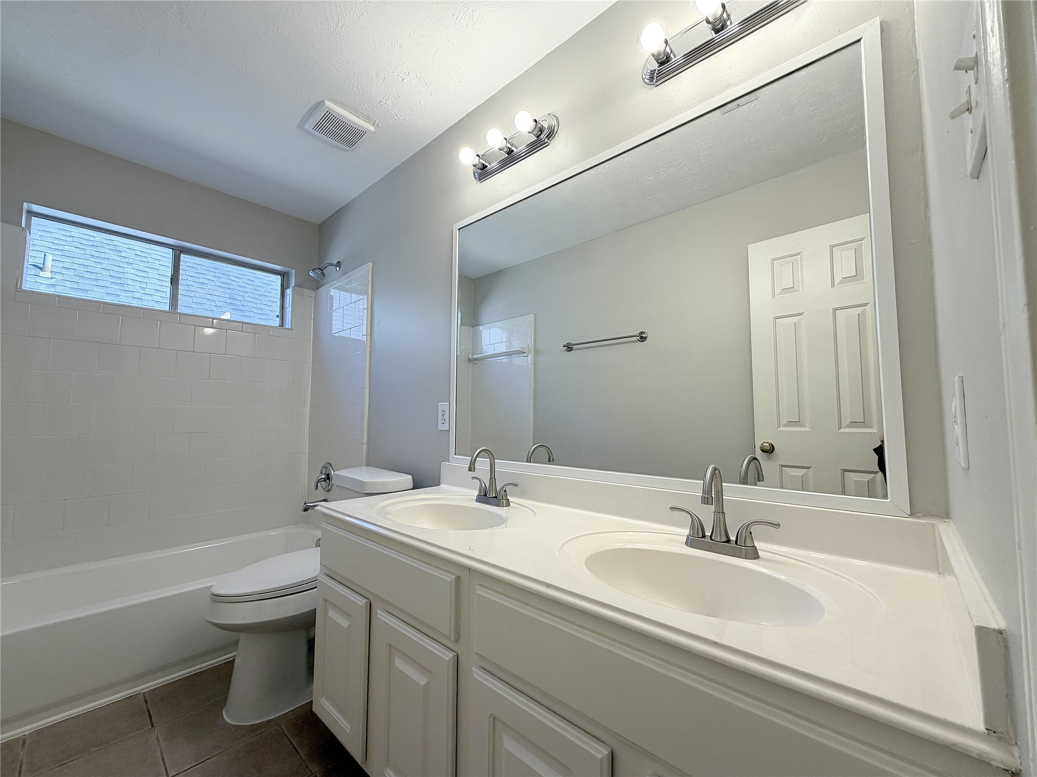 Hallway bath
