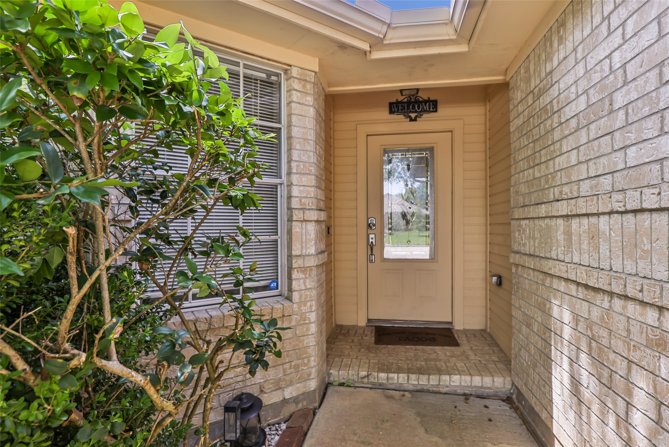 5519 Chisholm Trail, Dickinson, TX 77539