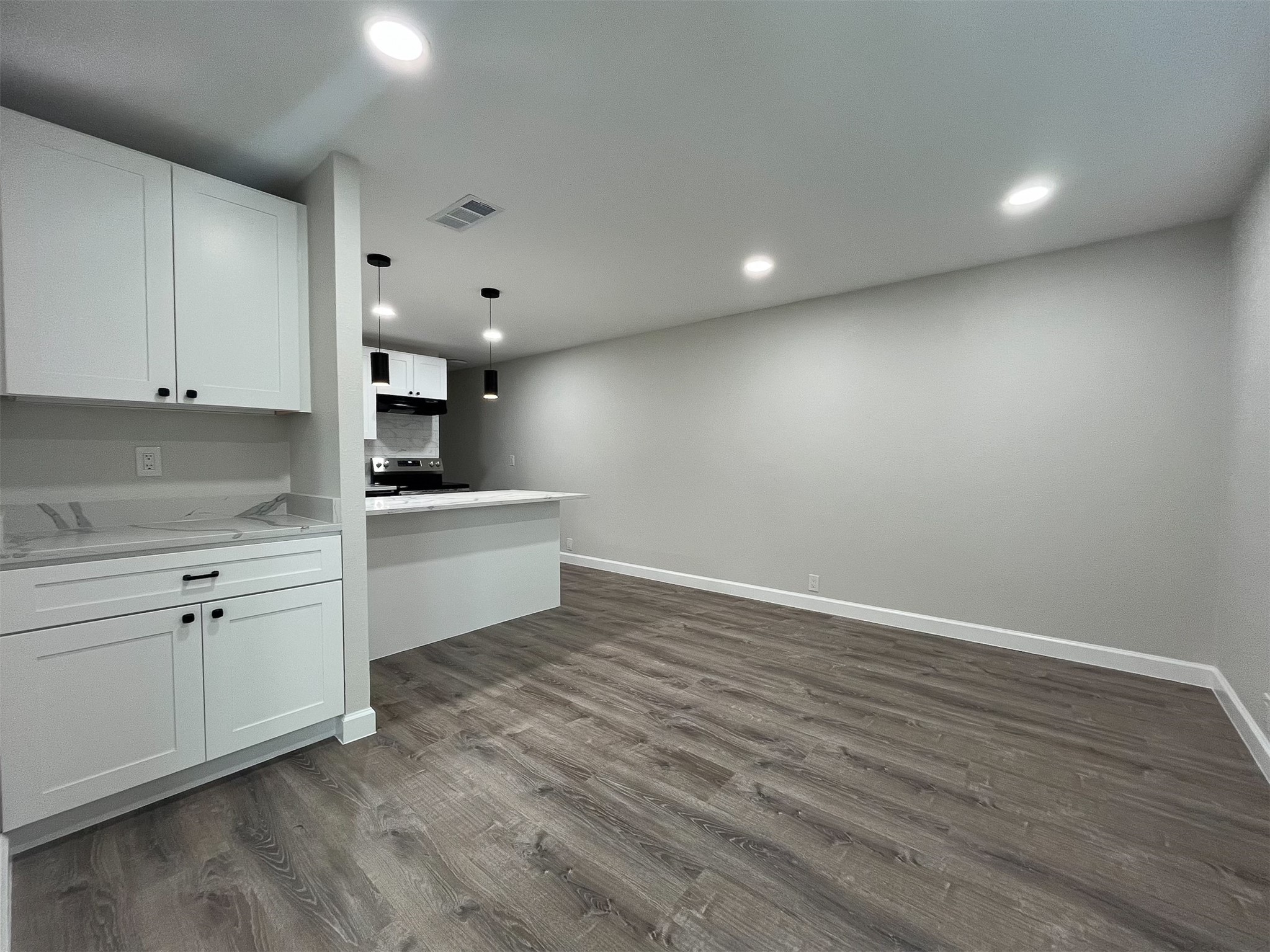 11 Carol Court, #B, Brookshire, TX 77423