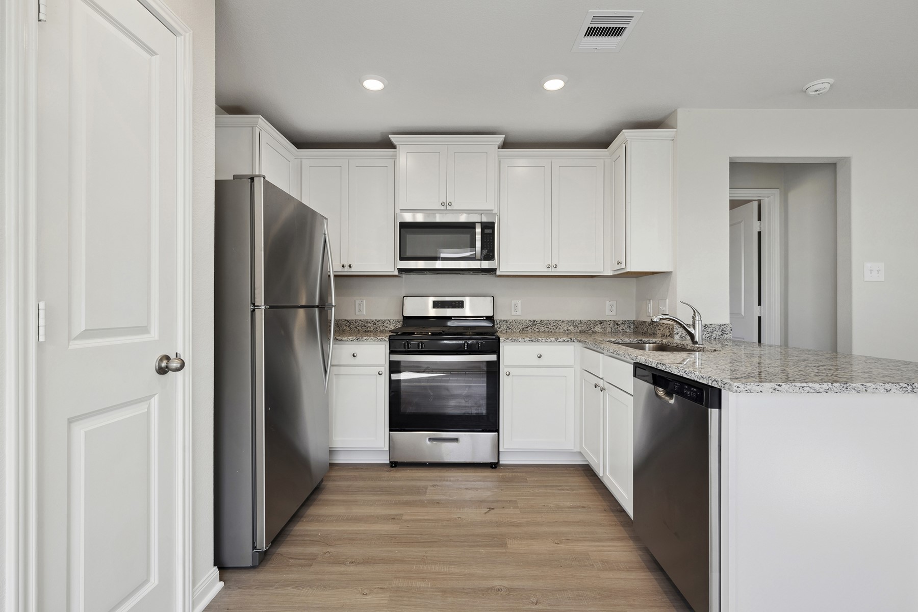 713 Jasmine Ridge Lane, Waller, TX 77484