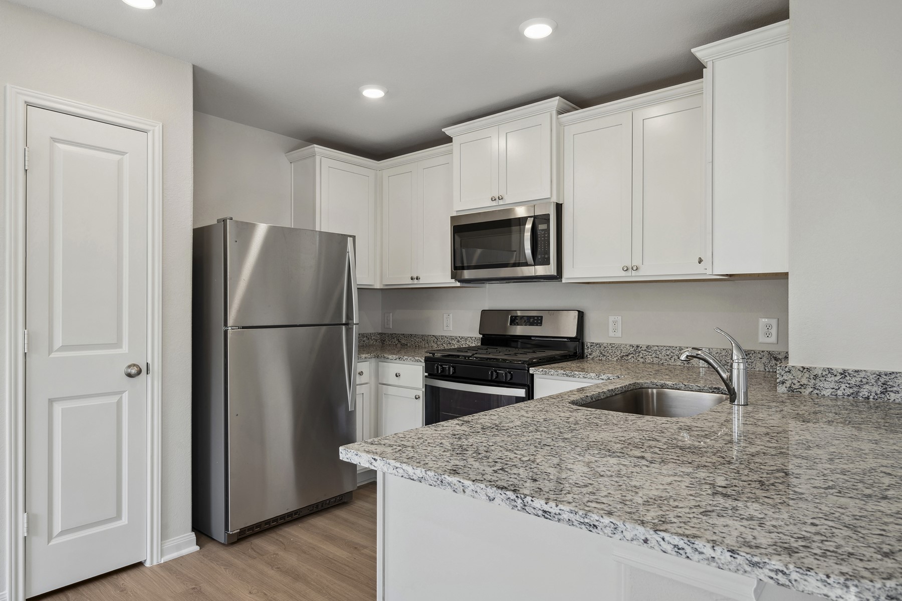 713 Jasmine Ridge Lane, Waller, TX 77484