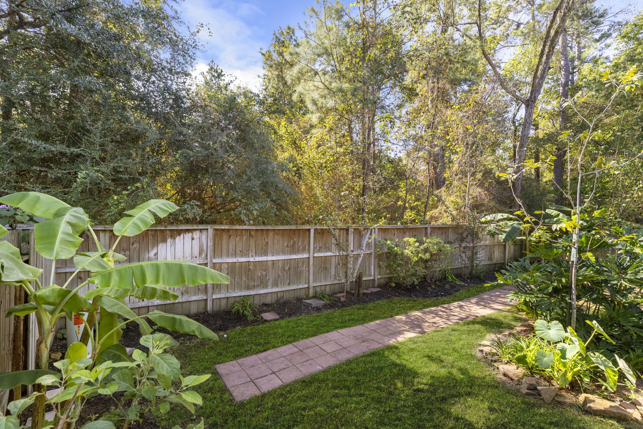 11 Hermit Thrush Place, The Woodlands, TX 77382