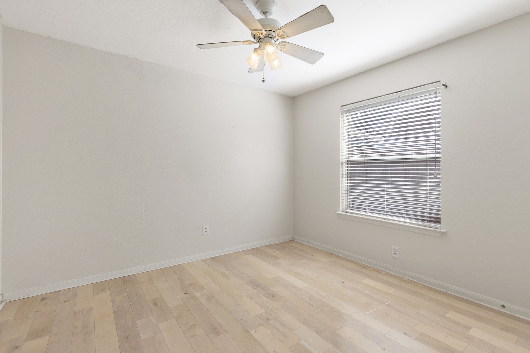 11 Hermit Thrush Place, The Woodlands, TX 77382