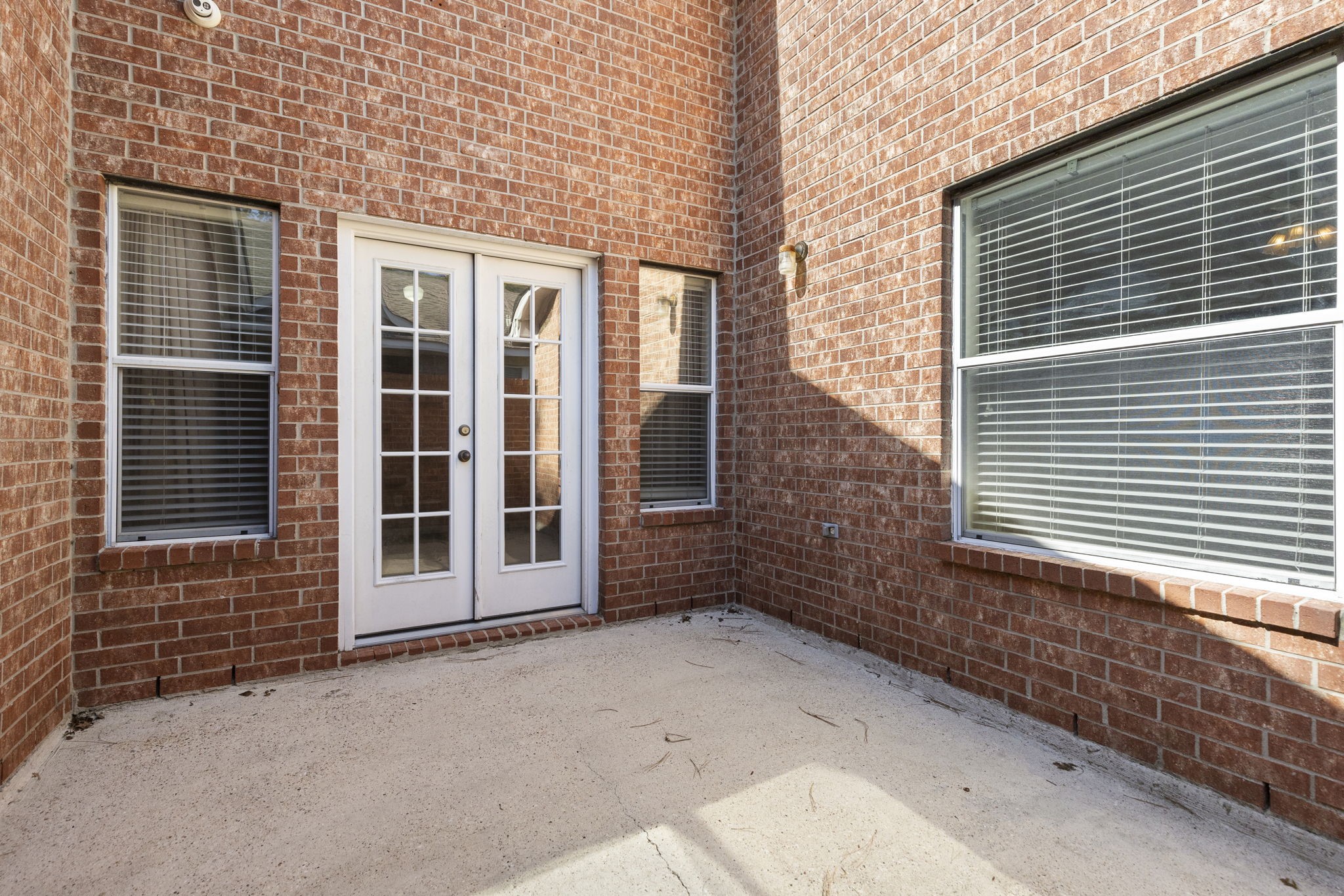 11 Hermit Thrush Place, The Woodlands, TX 77382