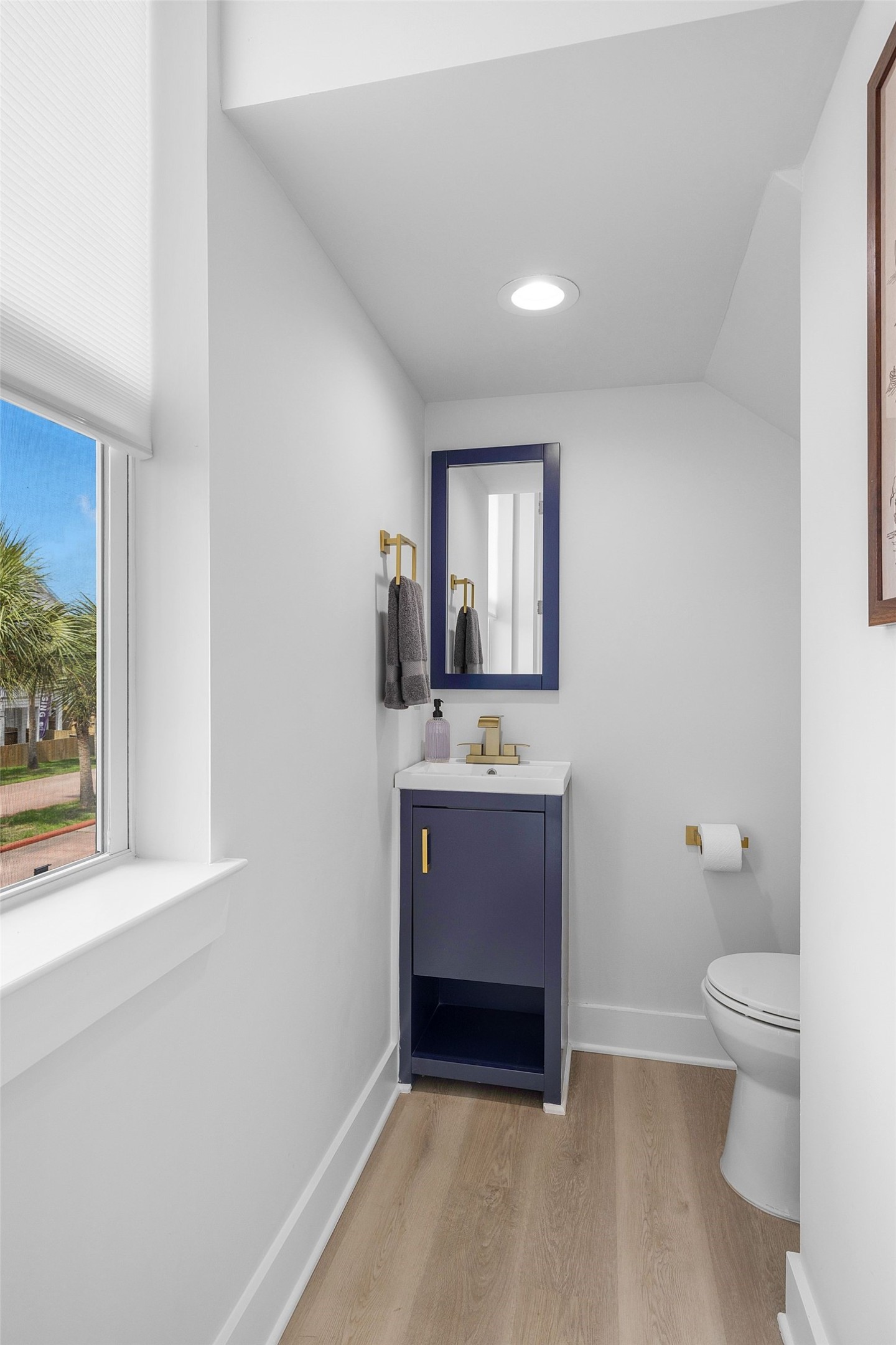 3626 Niko Ct, Galveston, TX 77554